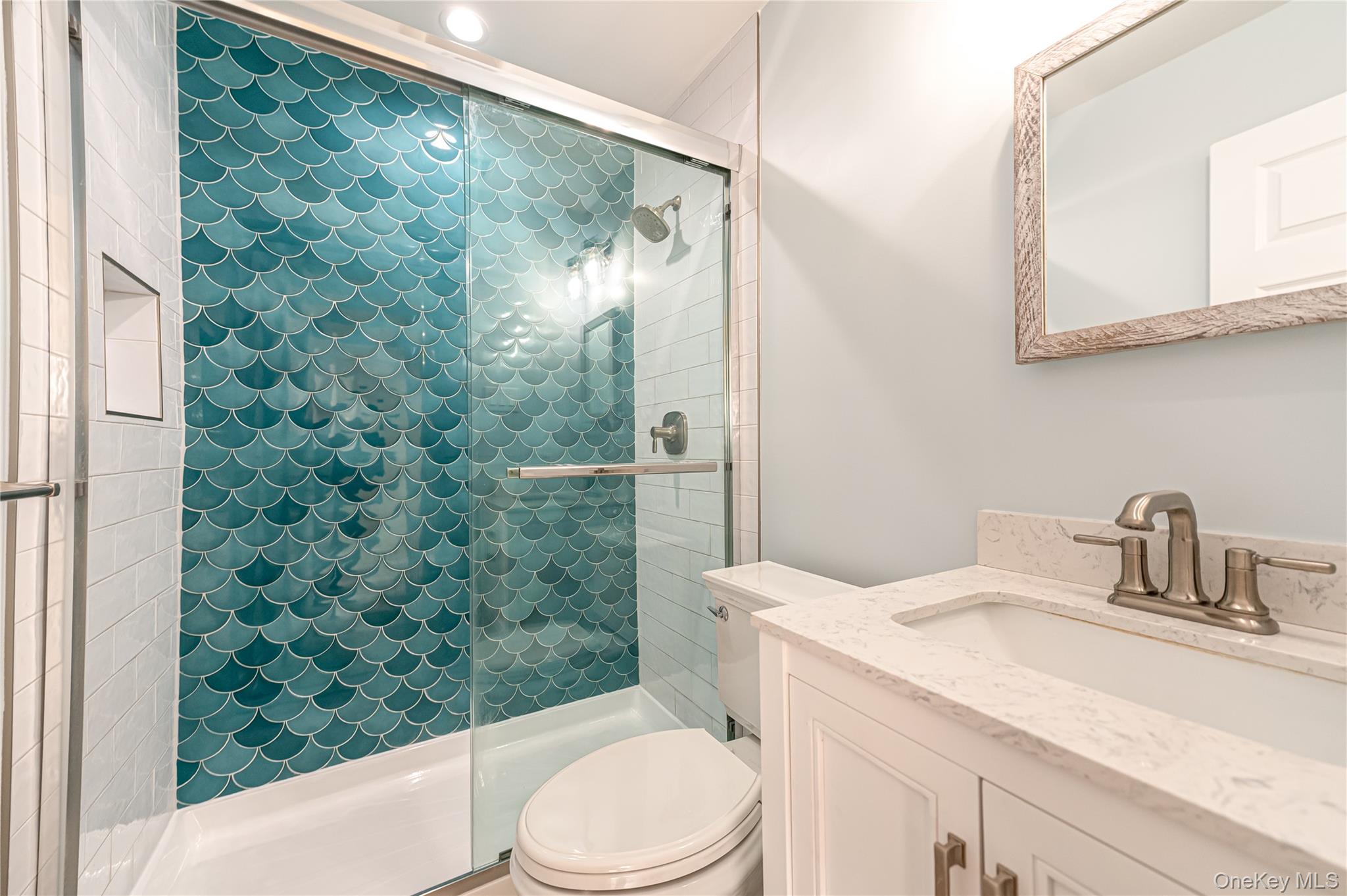 #13 photo, 5 Breslau Street, מחוז סאפוק Bay Shore , NY 11706