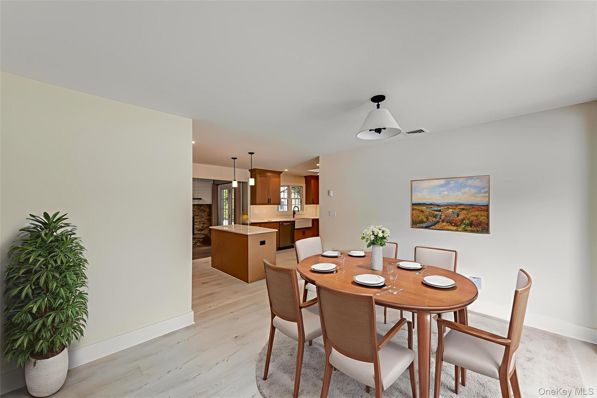 #5 photo, 5 Breslau Street, מחוז סאפוק Bay Shore , NY 11706