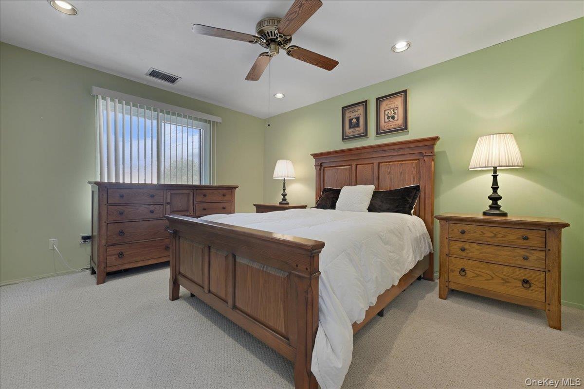 #16 photo, 964 Skyline Drive, Coram , NY 11727