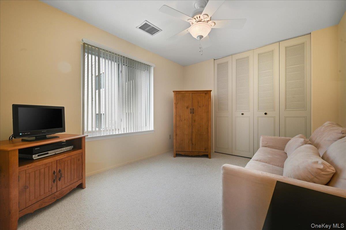 #20 photo, 964 Skyline Drive, Coram , NY 11727