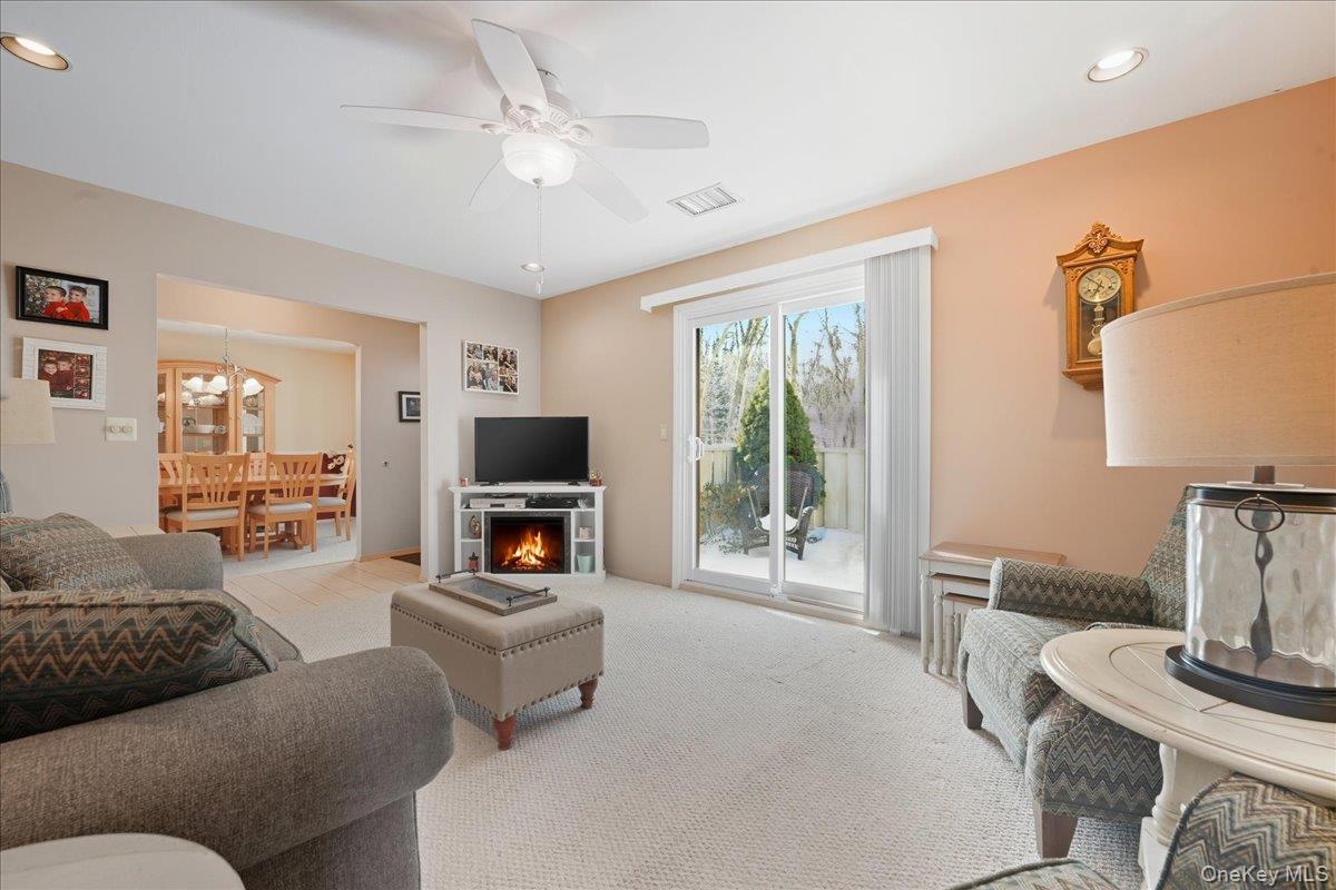 #5 photo, 964 Skyline Drive, Coram , NY 11727