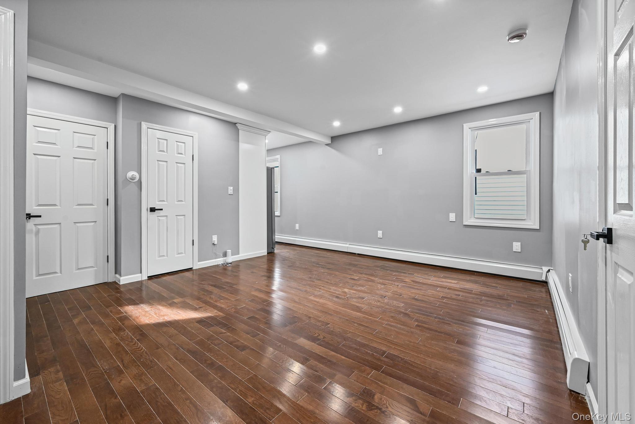 #18 photo, 10415 202nd Street, Куинс ‖ Hollis , NY 11412