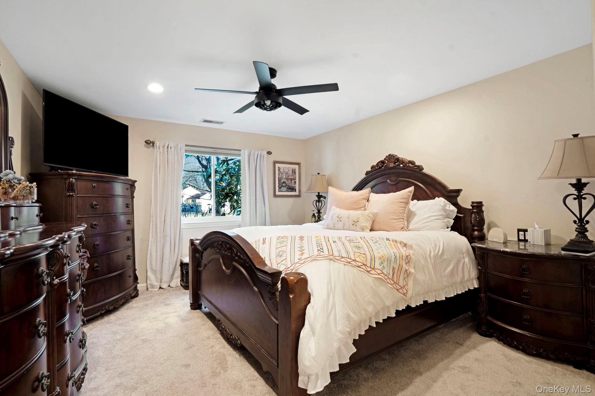 #10 photo, 36 Blue Point Road, Holtsville , NY 11742