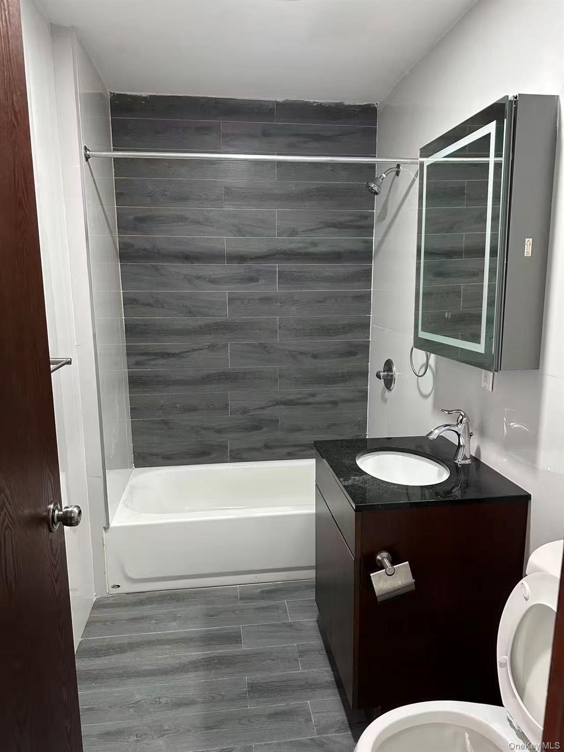 #4 photo, 94-50 45th Avenue, Elmhurst , NY 11373