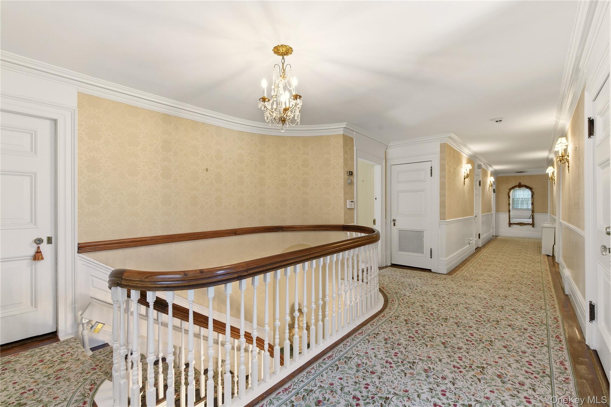 #16 photo, 42 Clocktower Lane, מחוז נסאו Old Westbury , NY 11568