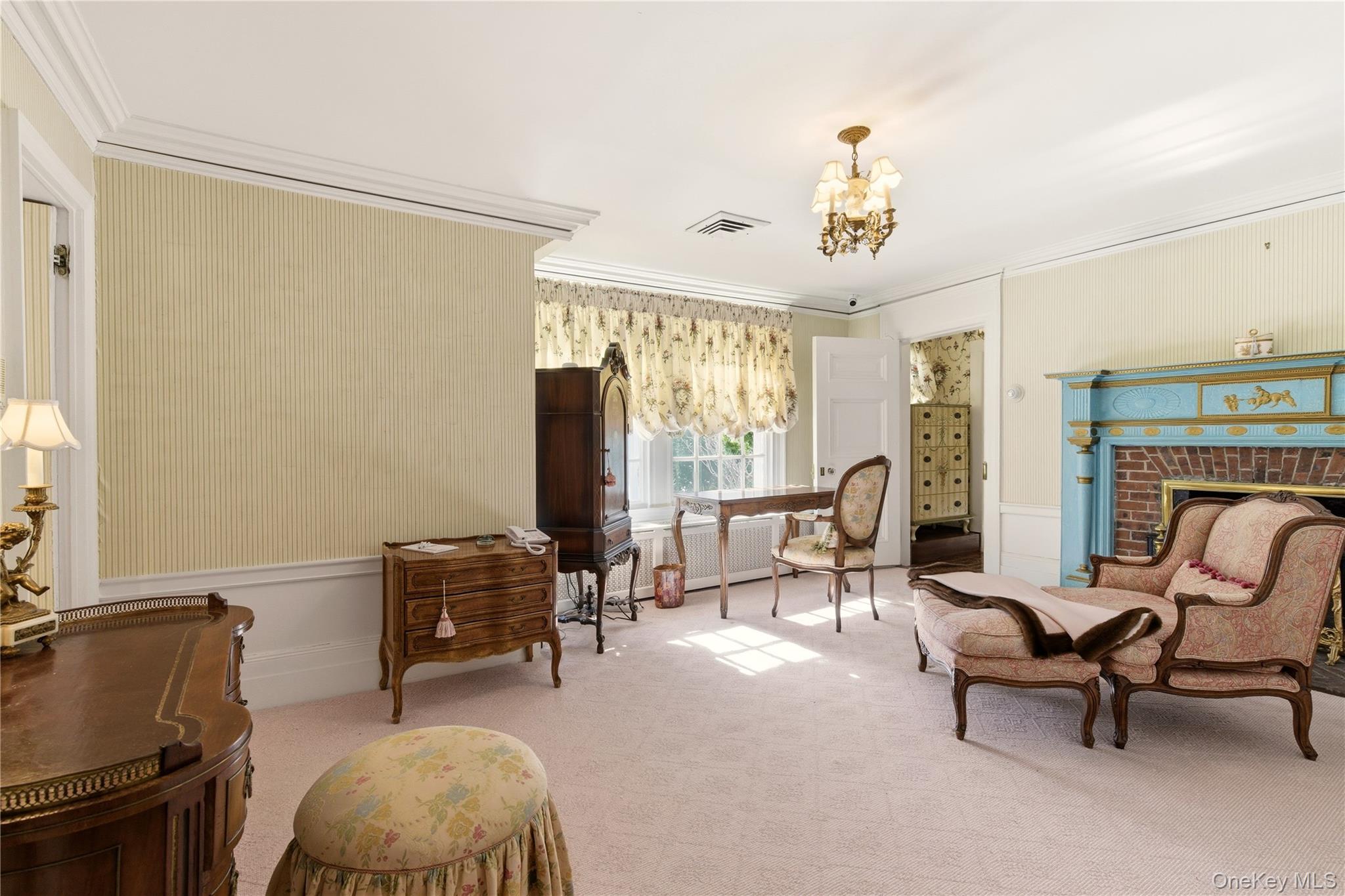 #17 photo, 42 Clocktower Lane, מחוז נסאו Old Westbury , NY 11568