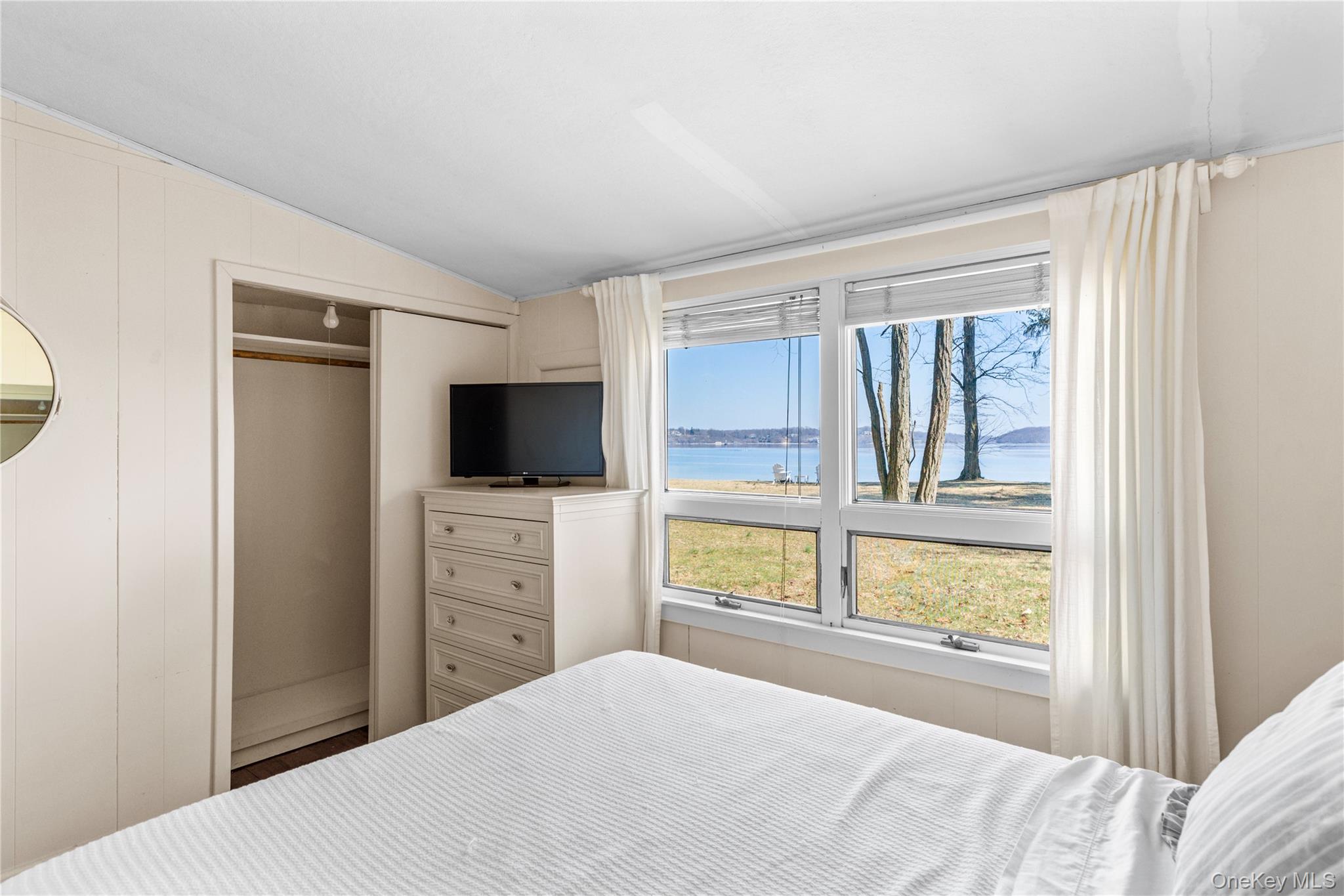 #16 photo, 328 Centre Island Road, מחוז נסאו Centre Island , NY 11771