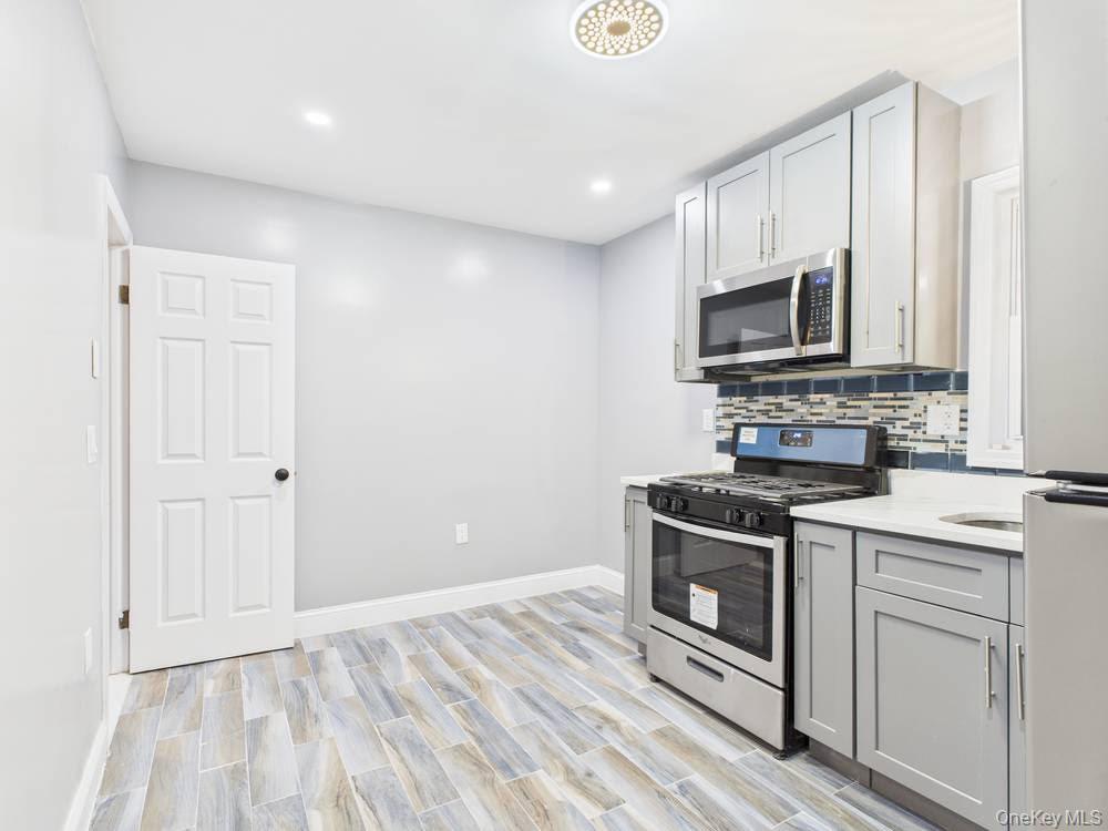 #2 photo, 2516 Curtis Street, 뉴욕퀸즈 East Elmhurst , NY 11369