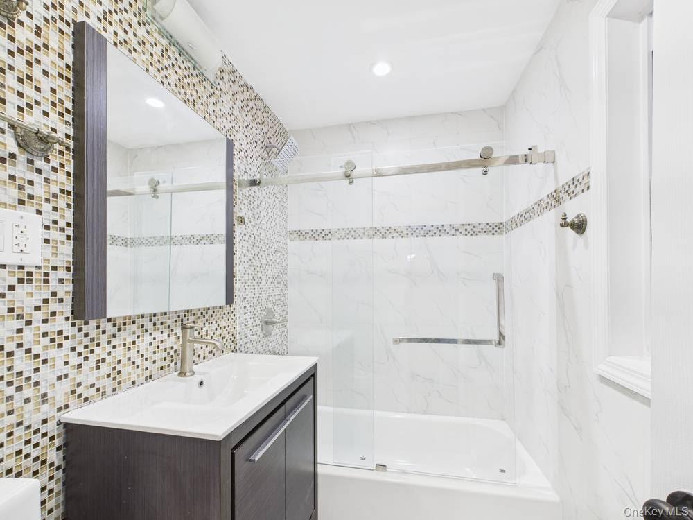 #9 photo, 2516 Curtis Street, East Elmhurst , NY 11369