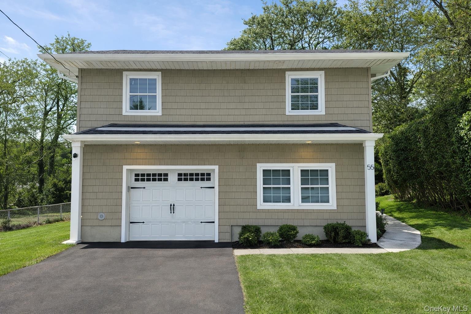 #2 photo, 55 Hillside Avenue, Huntington , NY 11743