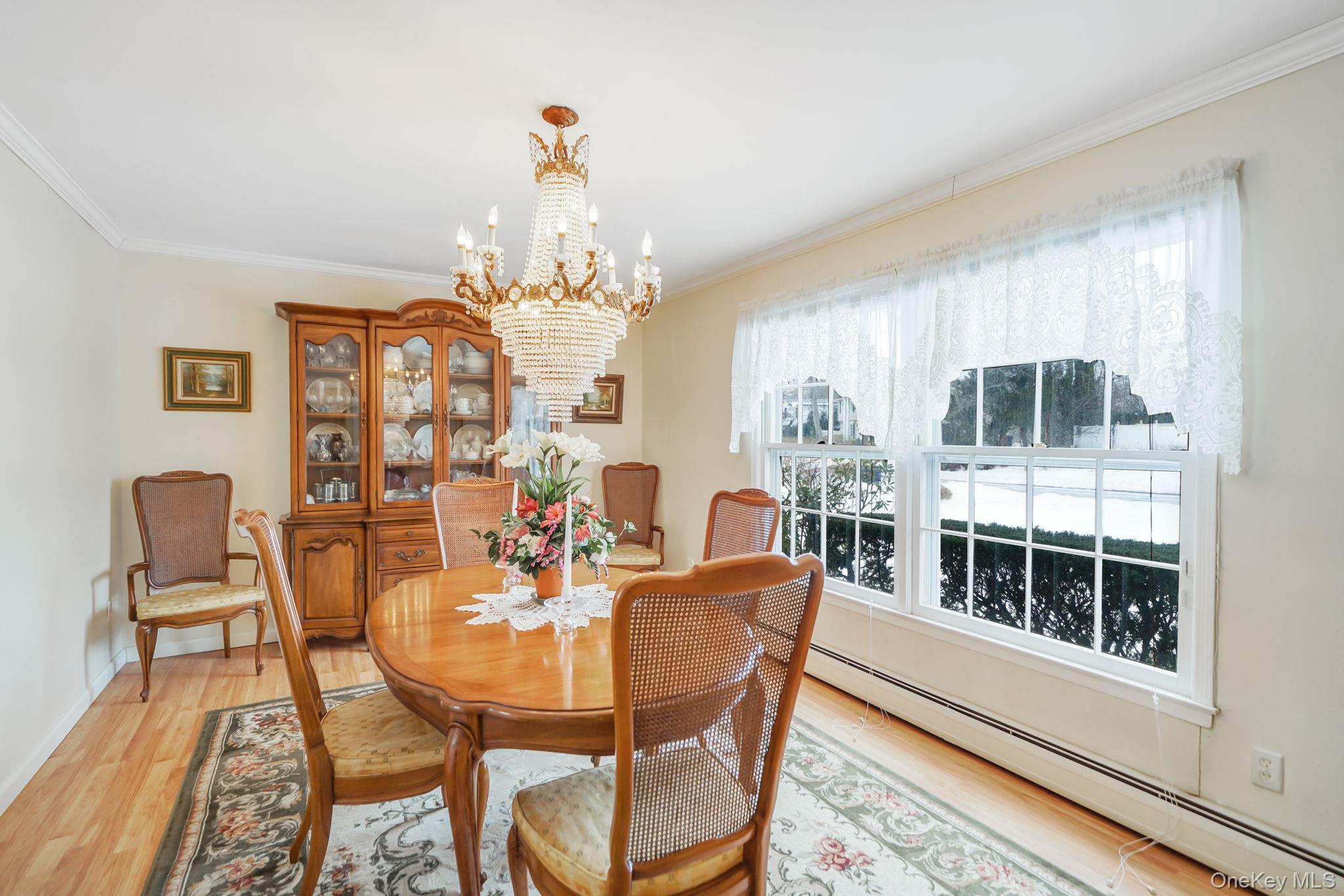 #19 photo, 62 Canterbury Drive, Hauppauge , NY 11788