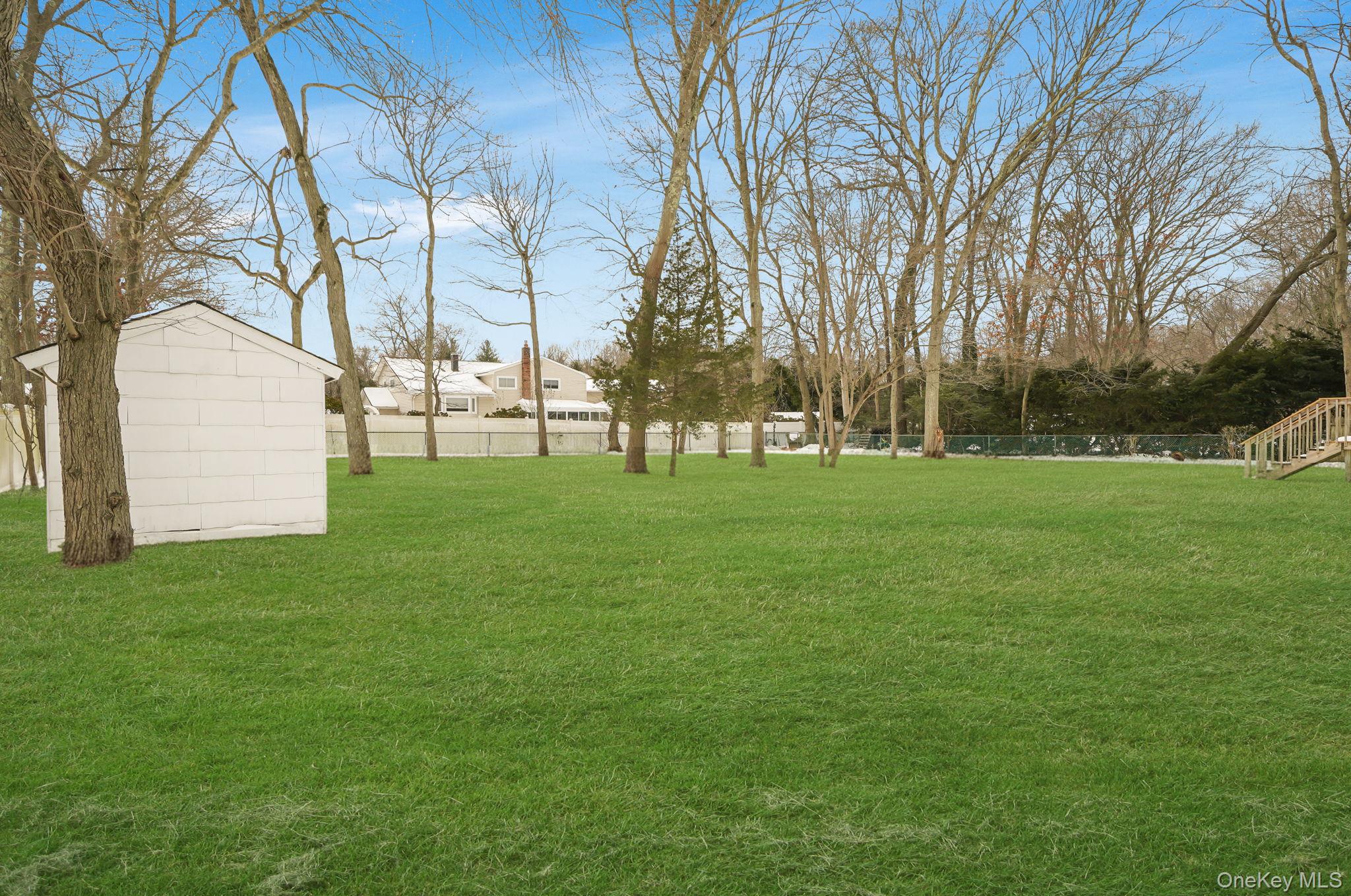 #9 photo, 62 Canterbury Drive, Hauppauge , NY 11788