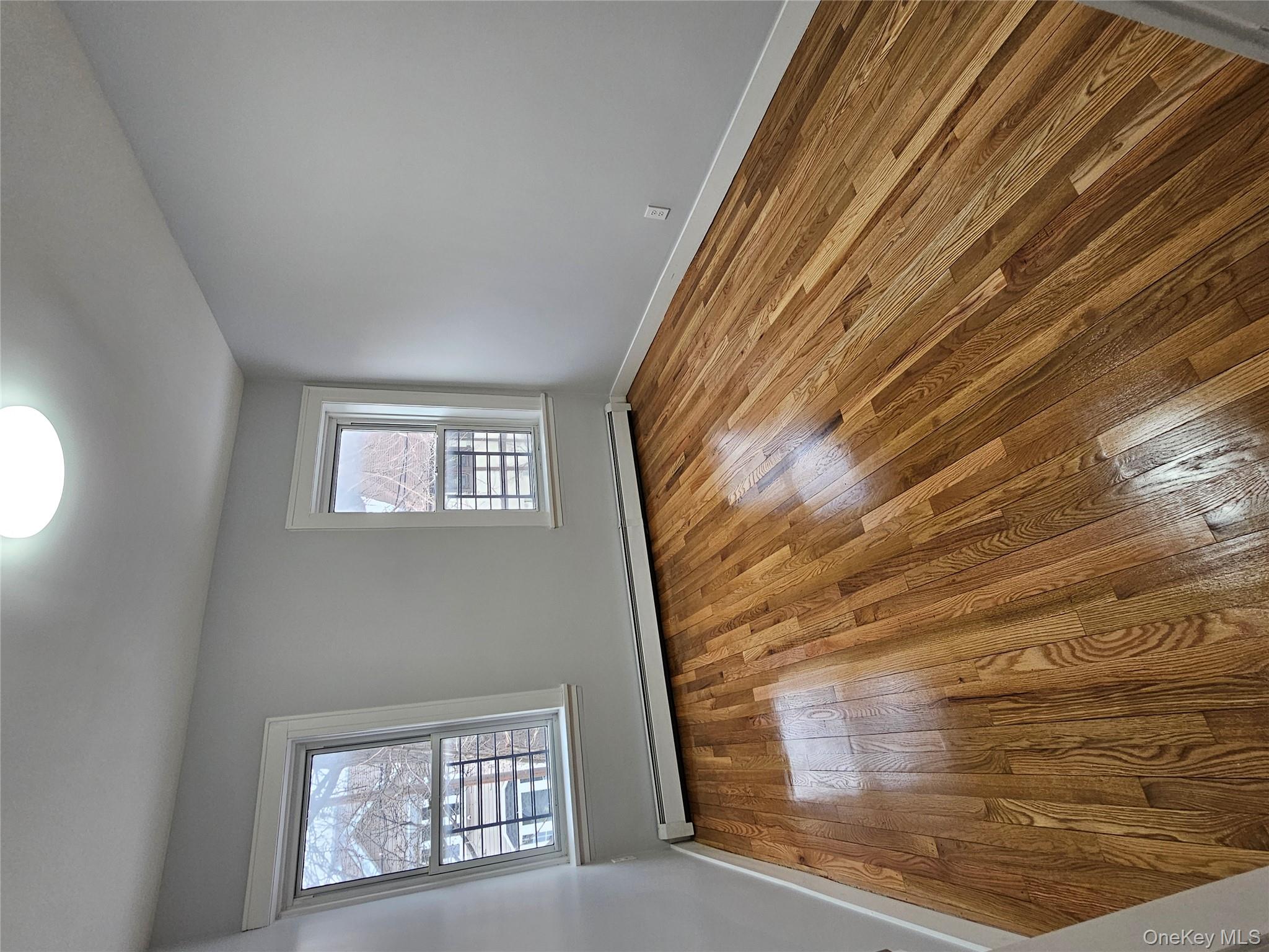 #3 photo, 78-32 87th Avenue, Куинс ‖ Woodhaven , NY 11421