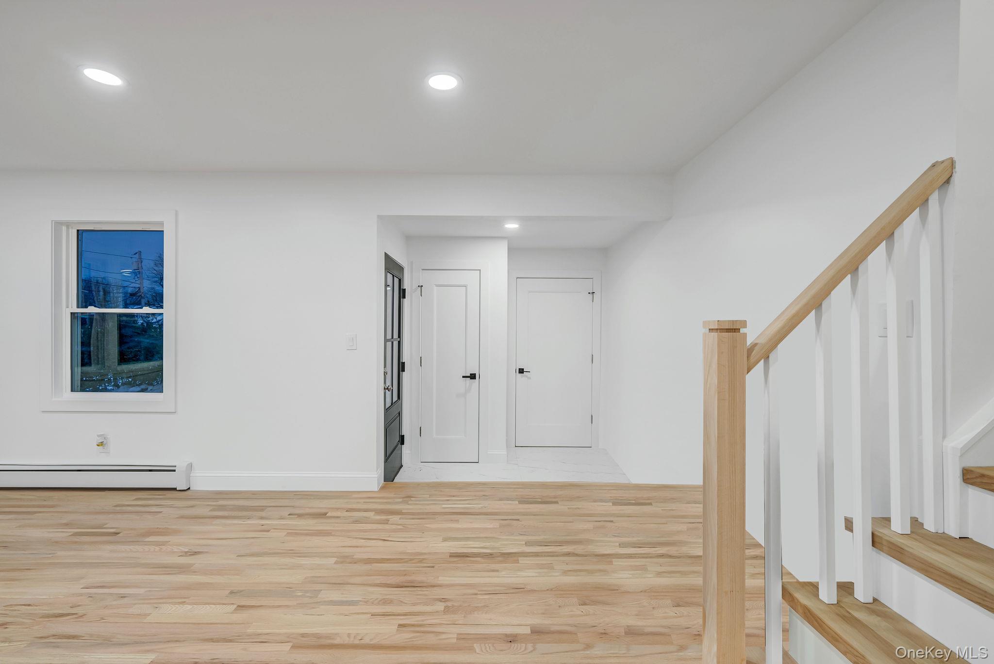 #4 photo, 41 Nancy Place, מחוז נסאו Massapequa , NY 11758