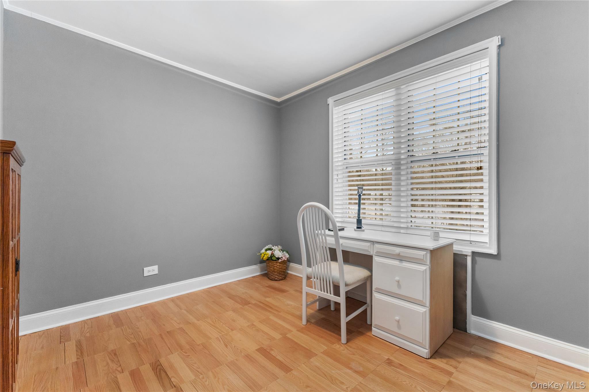 #14 photo, 74 Pinewood Road, Hartsdale , NY 10530