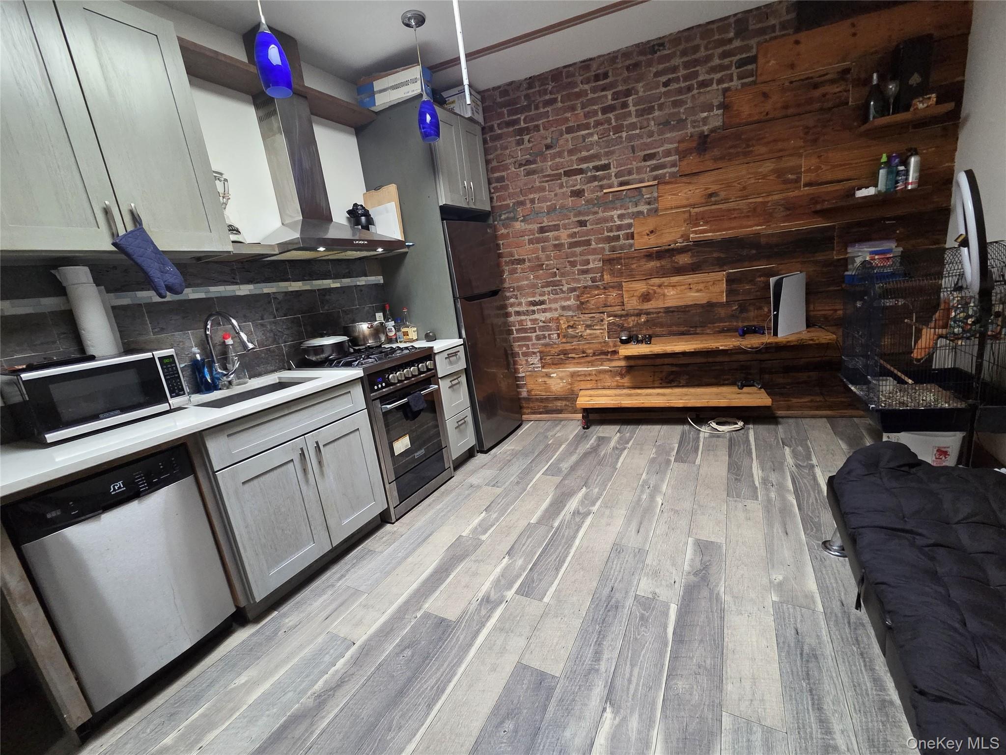 #7 photo, 1638 Eastern Parkway, Бруклин ‖ Brooklyn , NY 11233