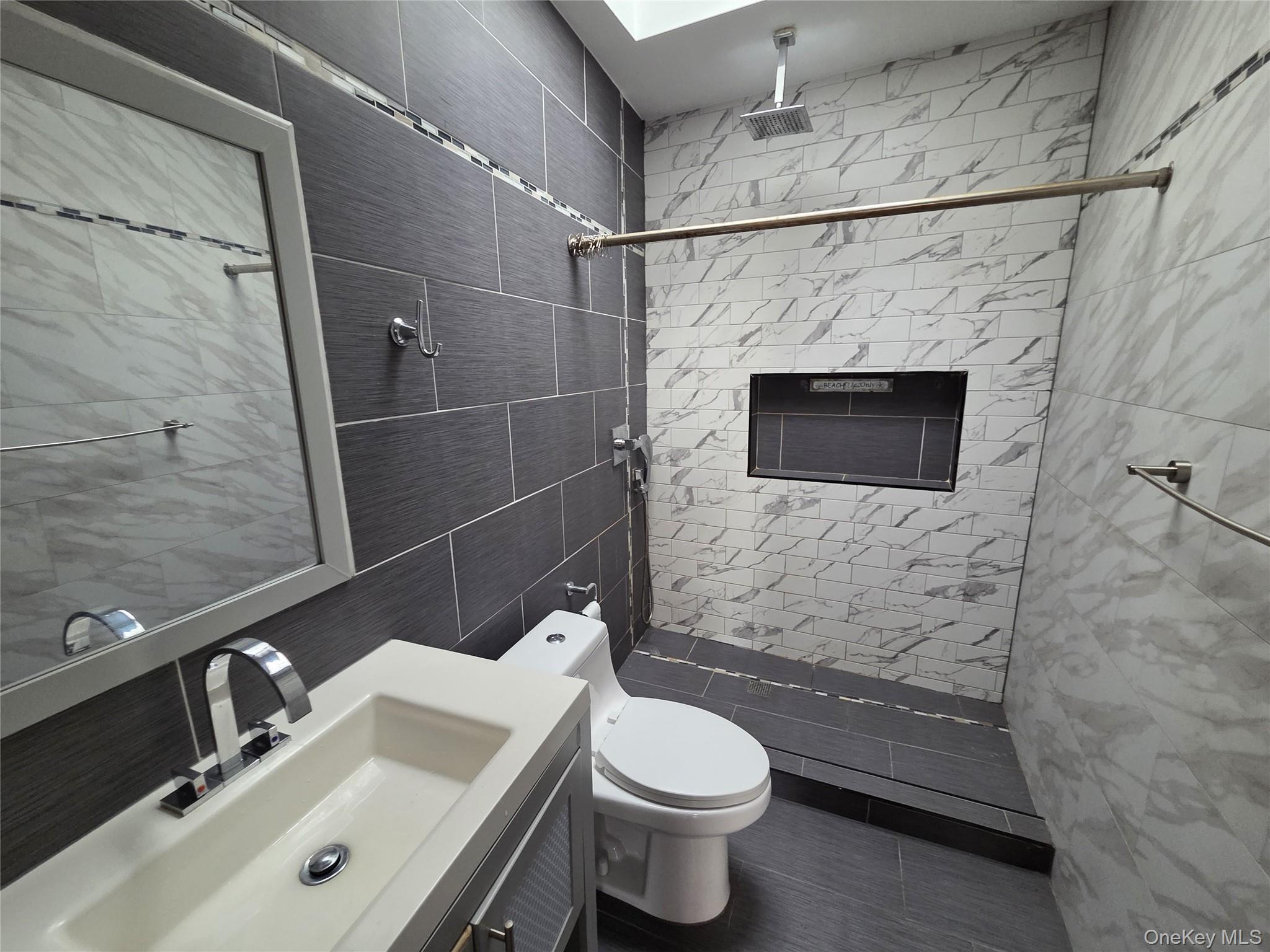 #8 photo, 1638 Eastern Parkway, Бруклин ‖ Brooklyn , NY 11233