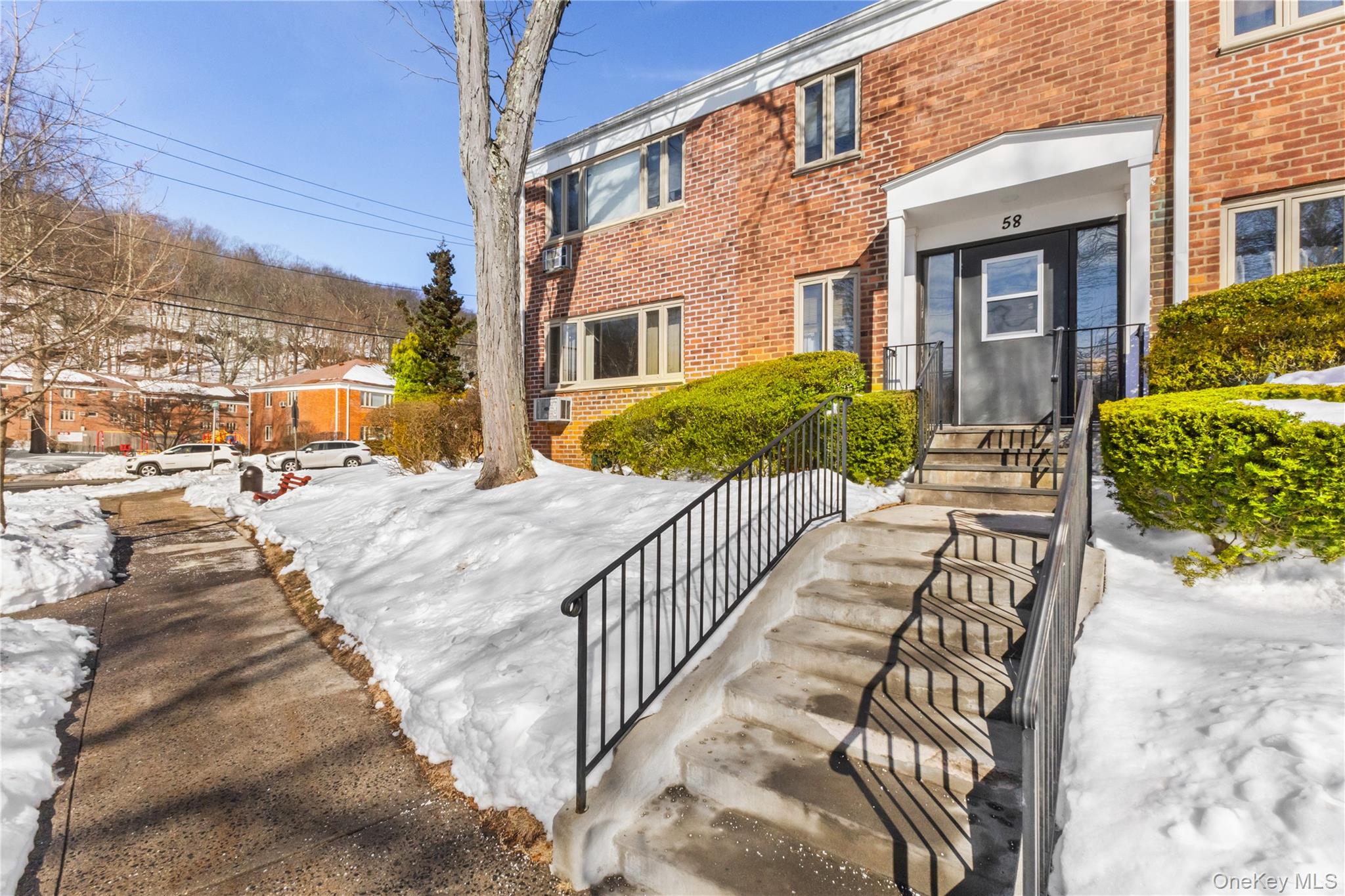 #2 photo, 58 Lawrence Court, White Plains , NY 10603