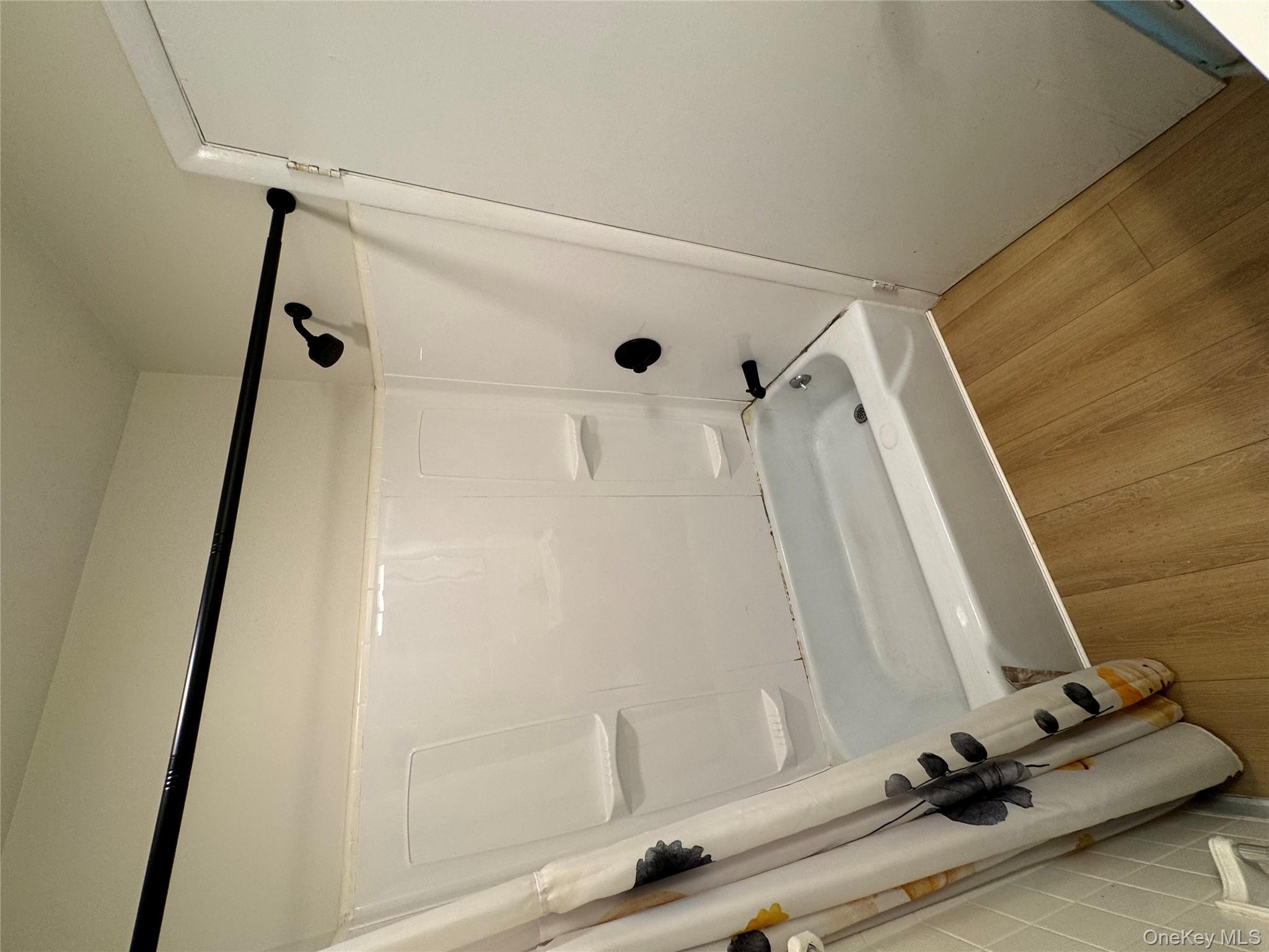 #11 photo, 98 E Market Street, Hyde Park , NY 12538