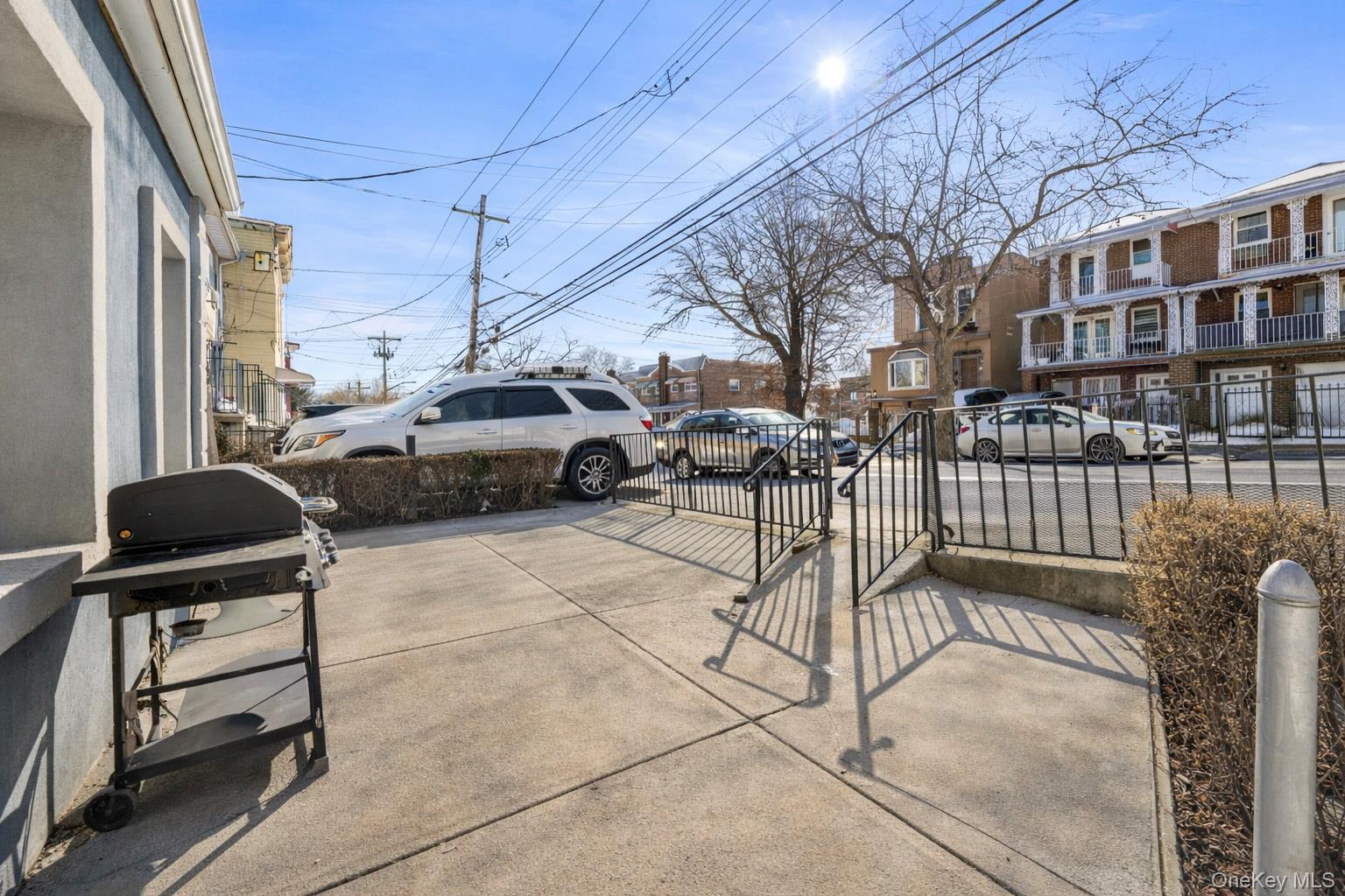 #12 photo, 1031 E 216th Street, Бронкс ‖ Bronx , NY 10469