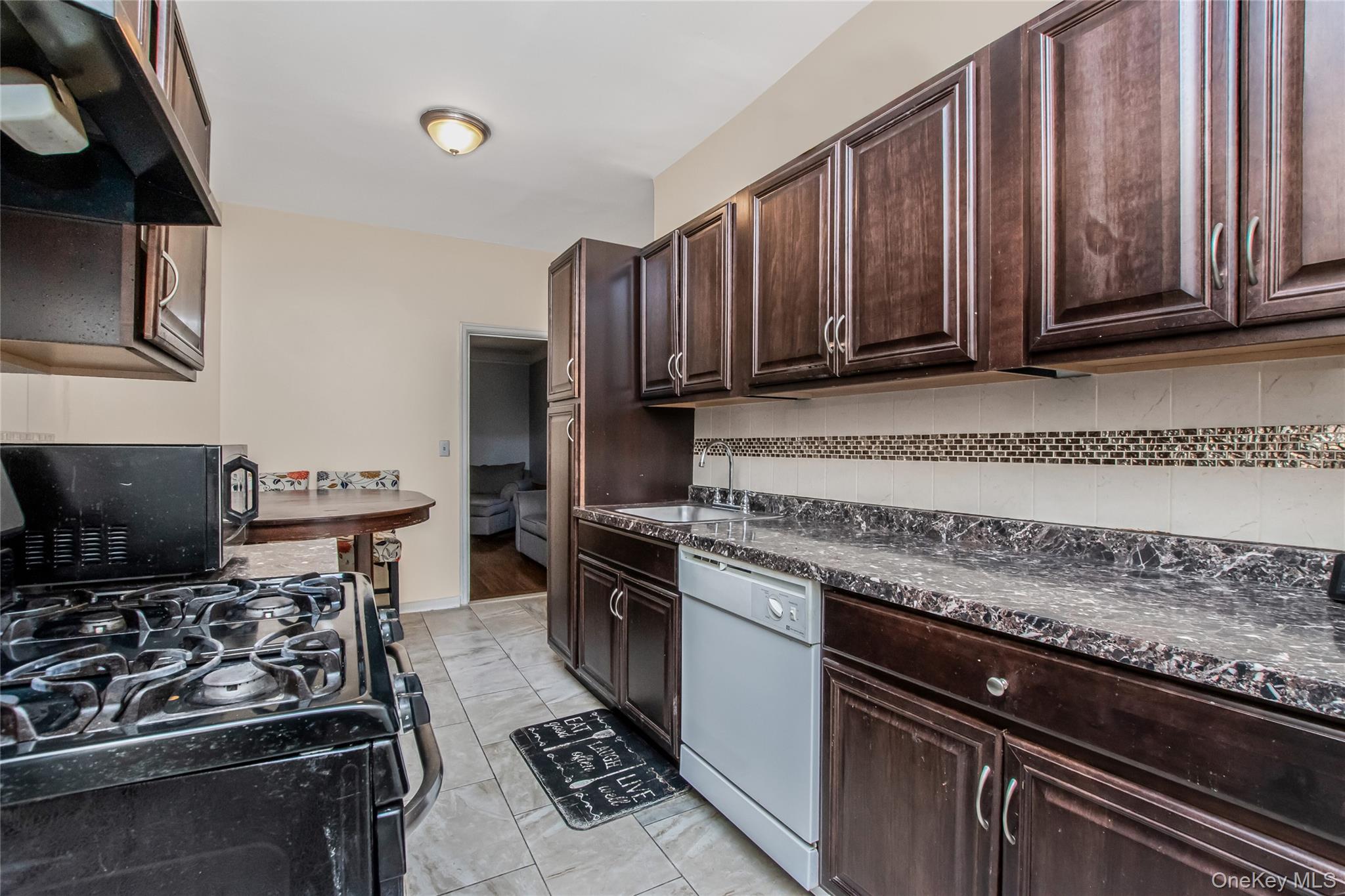 #6 photo, 590 E Third Street, Mount Vernon , NY 10553