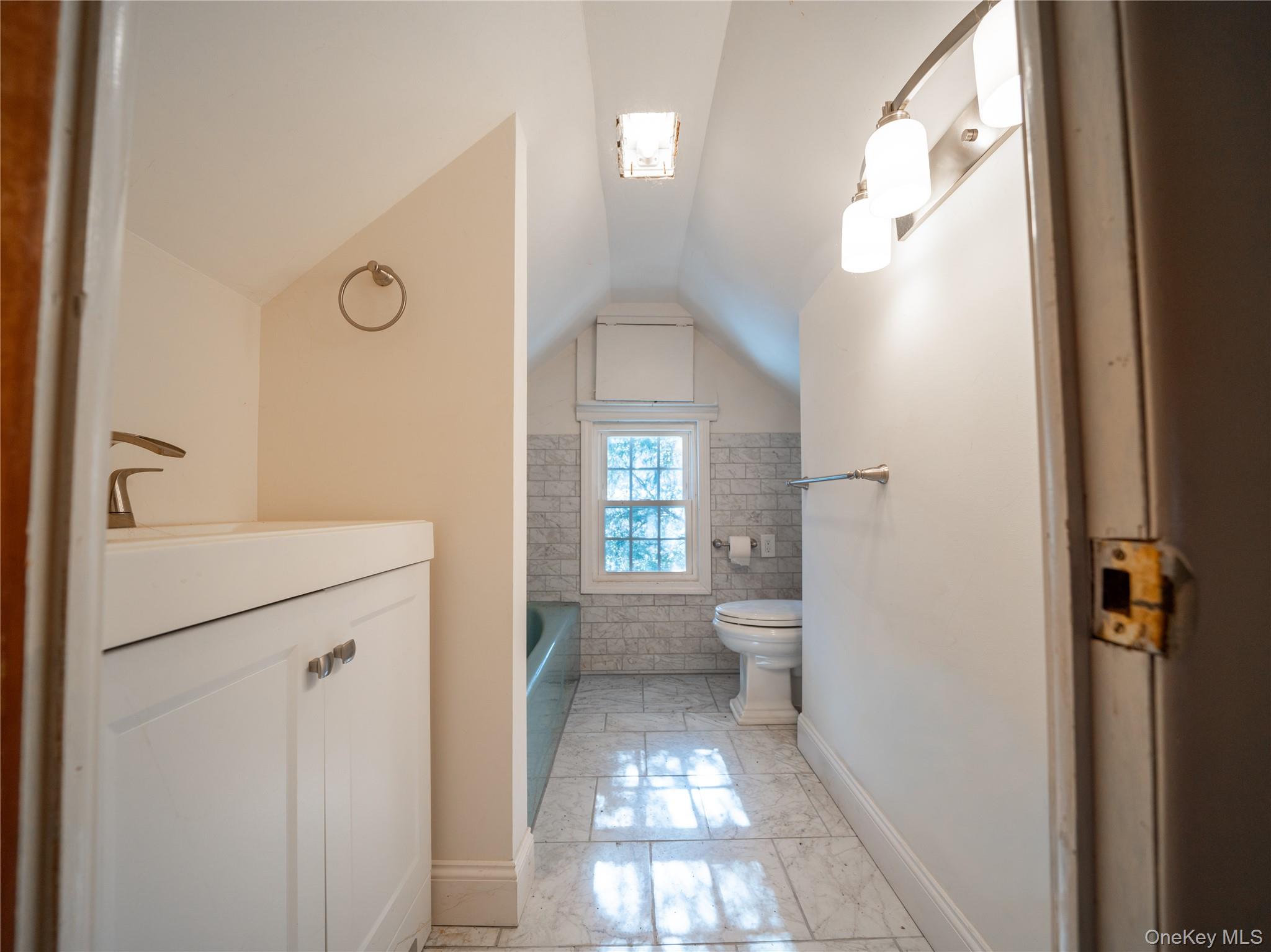 #13 photo, 204 Brook Road, Mahopac , NY 10541