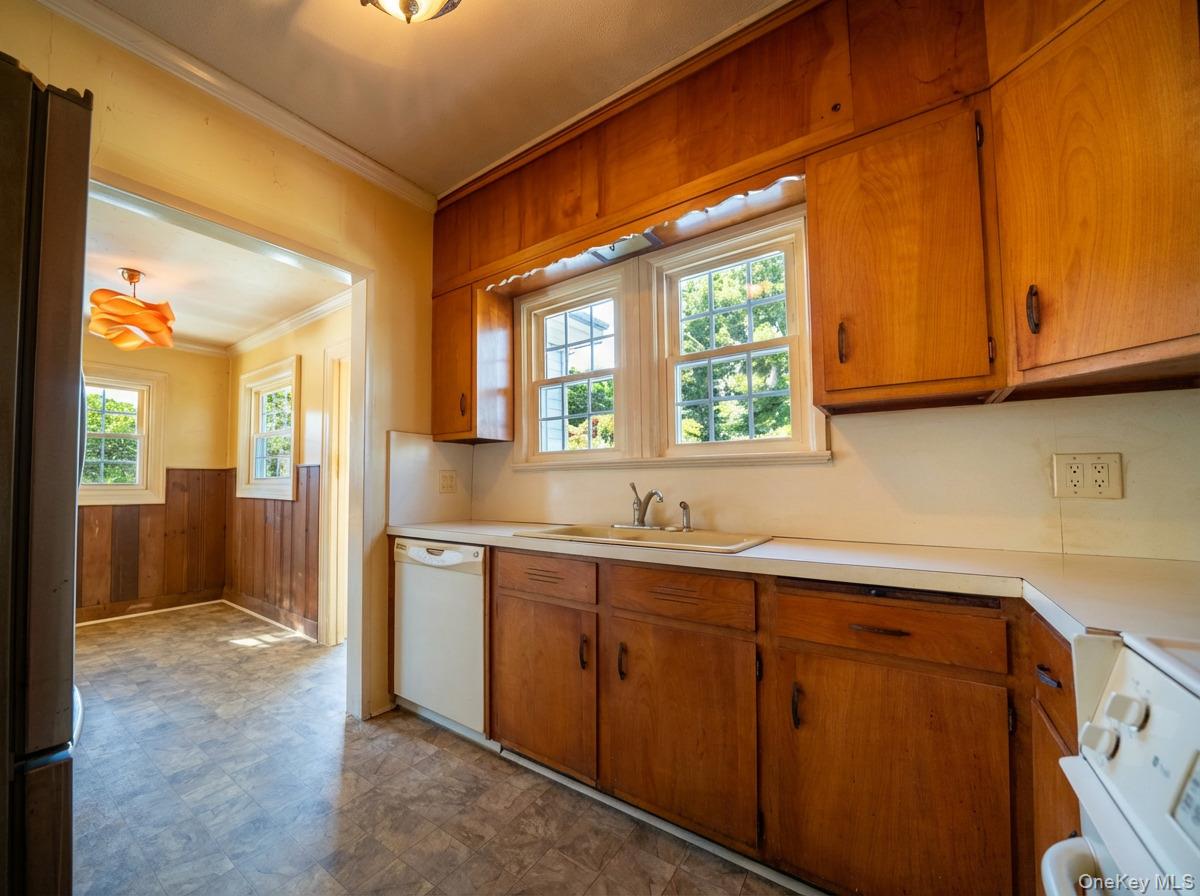 #4 photo, 204 Brook Road, Mahopac , NY 10541