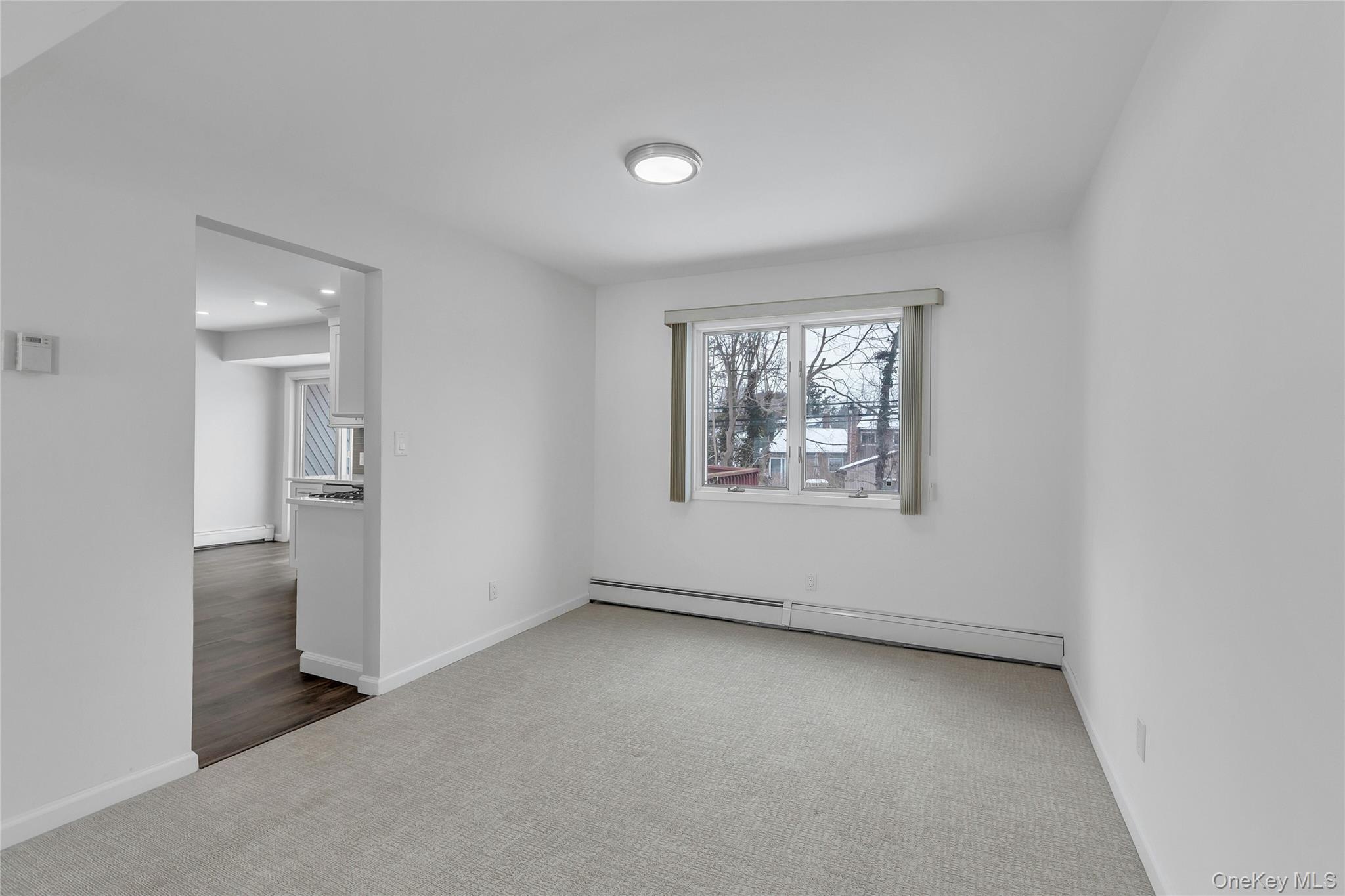 #6 photo, 68 Beaumont Drive, Нассау ‖ Plainview , NY 11803