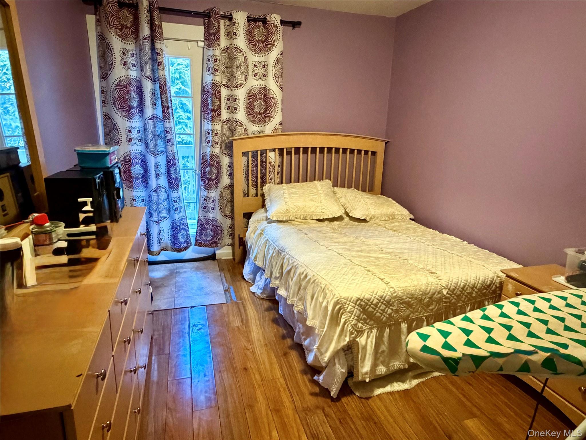 #6 photo, 203 Willow Lane, מחוז נסאו Valley Stream , NY 11580