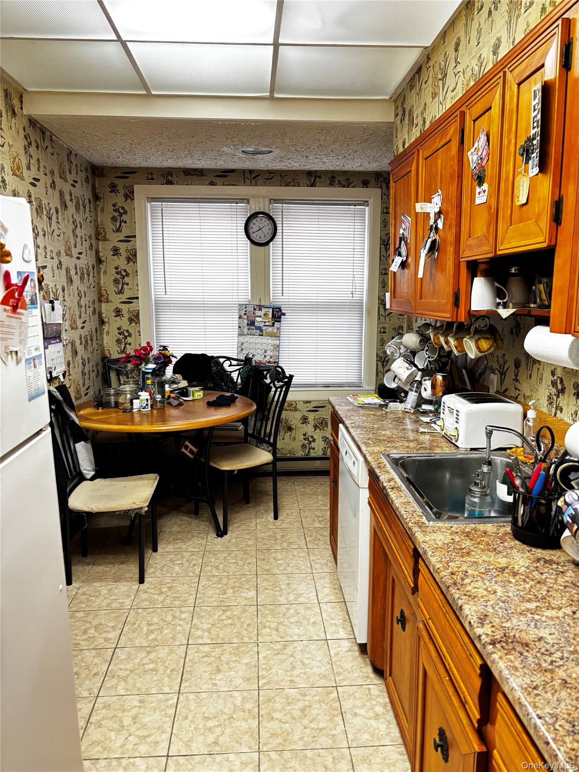 #11 photo, 85-32 68th Avenue, कुईंस Rego Park , NY 11374