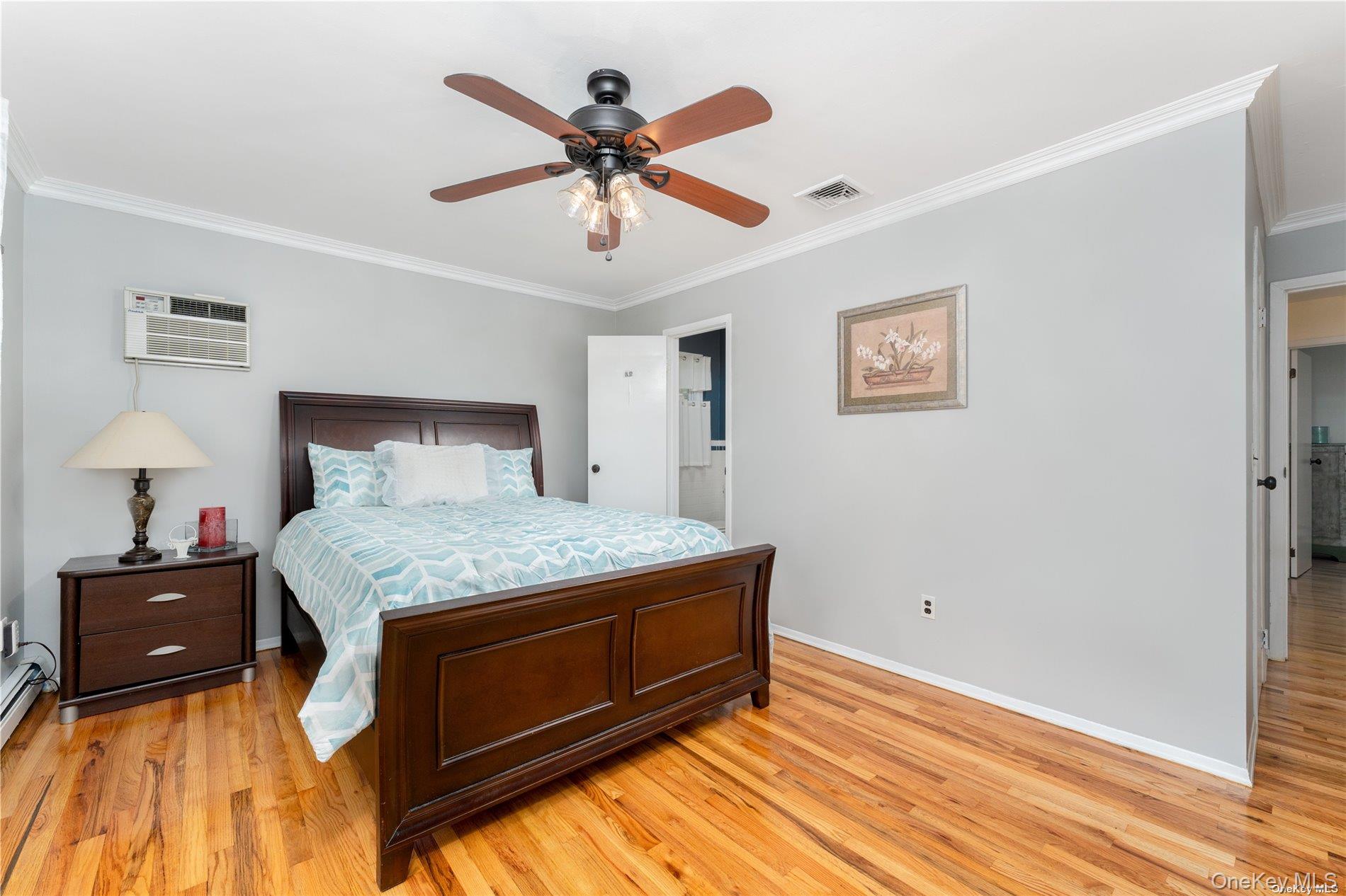 #18 photo, 8 Wakeman Court, מחוז סאפוק Hampton Bays , NY 11946