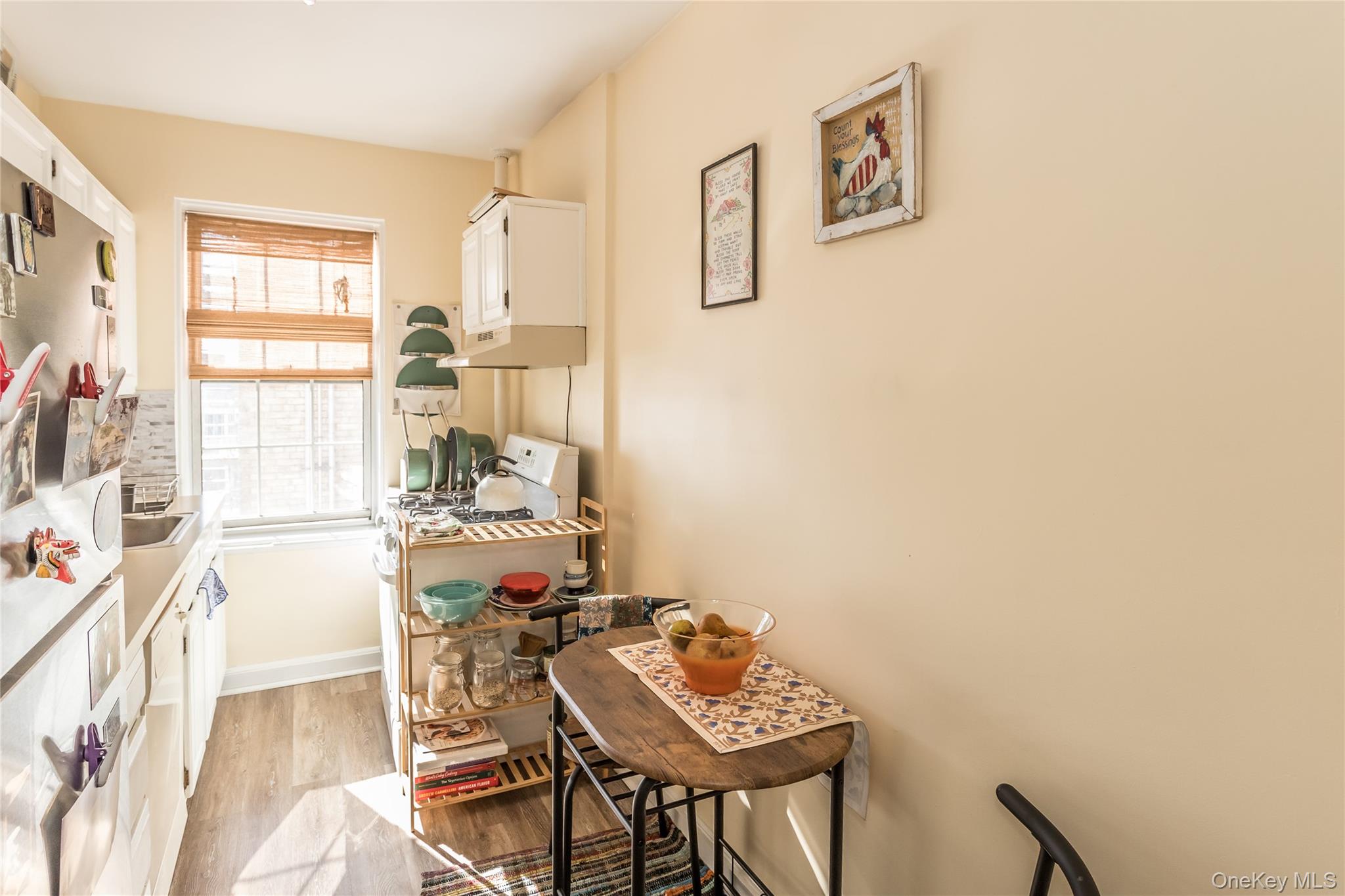 #9 photo, 56-05 31 Avenue, Woodside , NY 11377