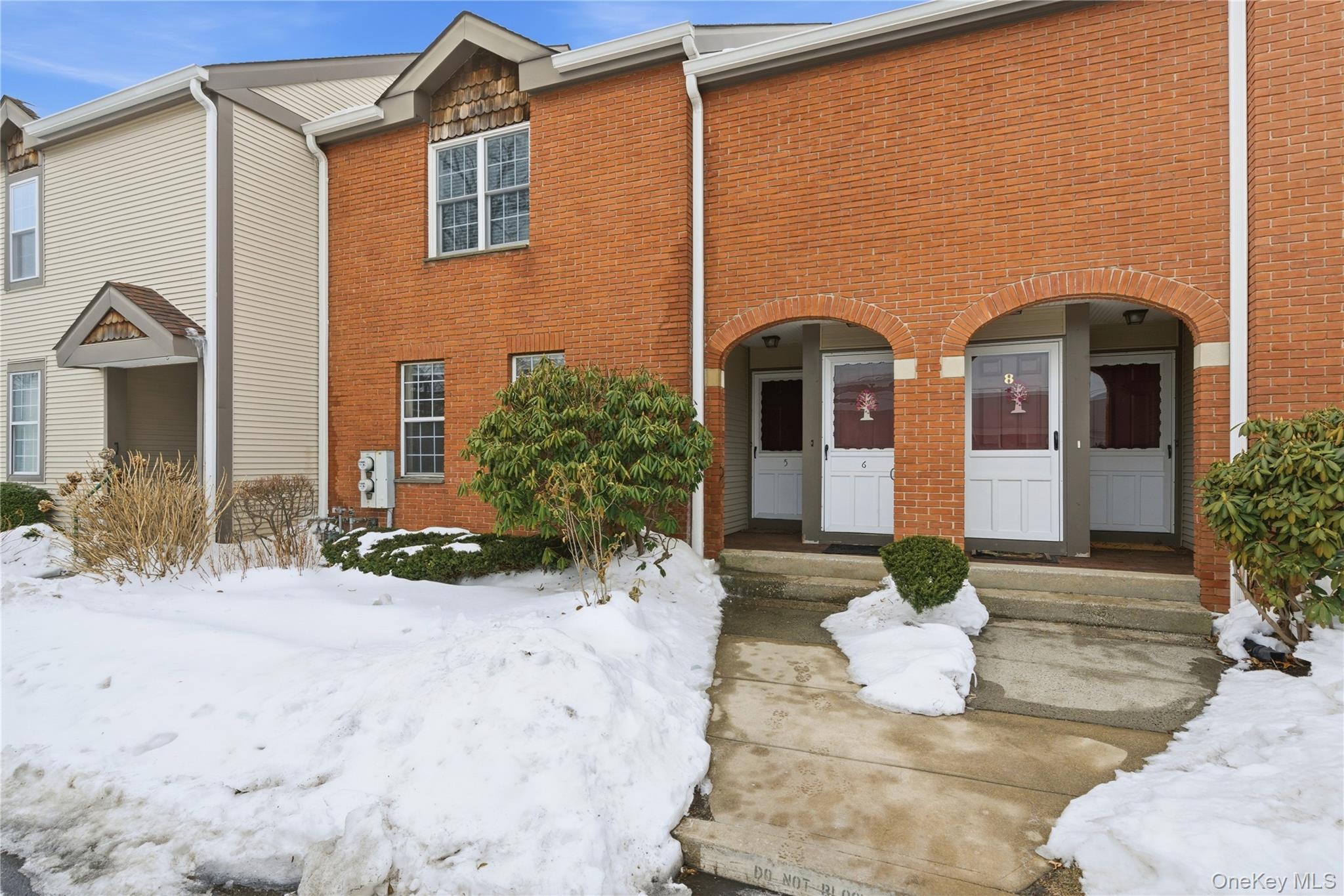 #3 photo, 5 Greenmeadow Drive, Саффолк ‖ Babylon , NY 11702