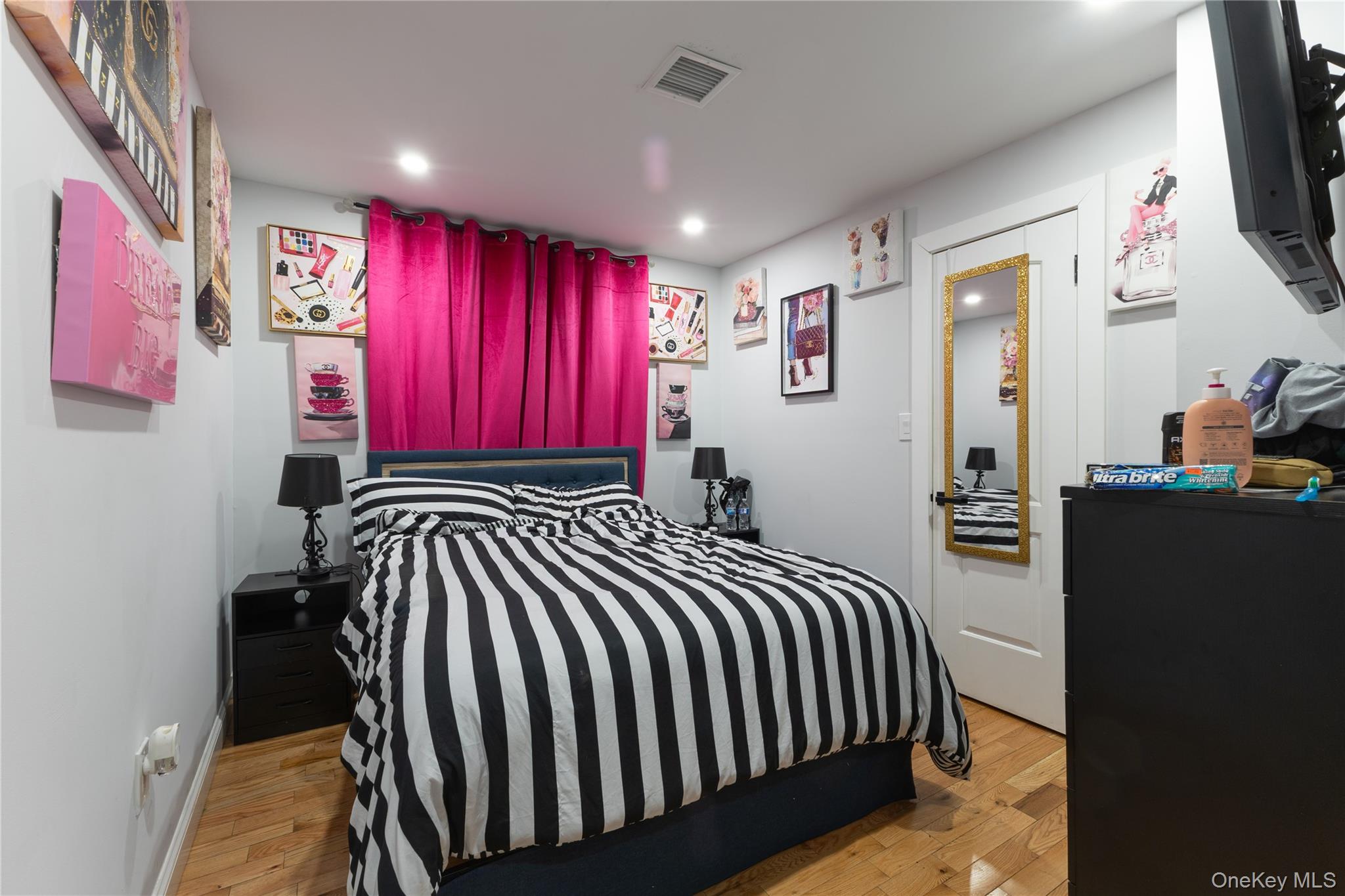 #14 photo, 48 Essex Street, הברונקס Brooklyn , NY 11208