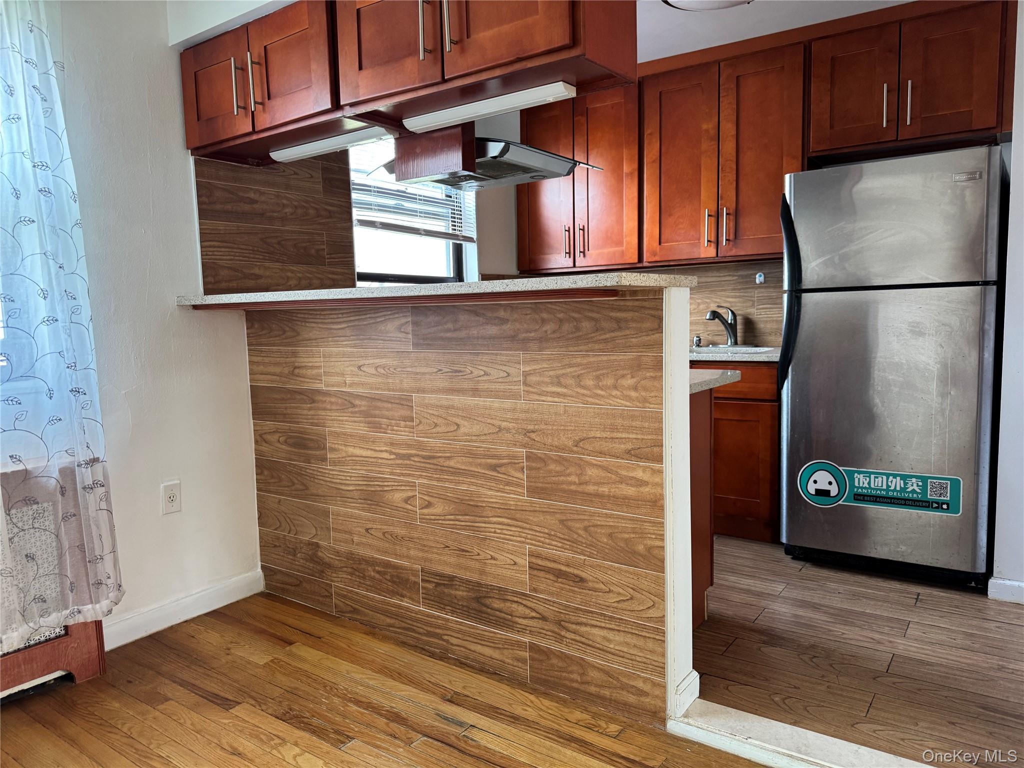 #7 photo, 6860 136th Street, Куинс ‖ Kew Garden Hills , NY 11355