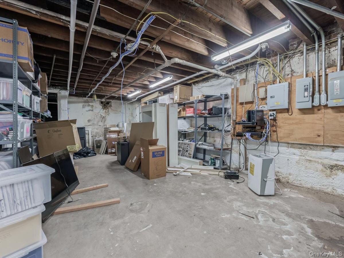 #11 photo, 431 Hempstead Avenue, West Hempstead , NY 11552