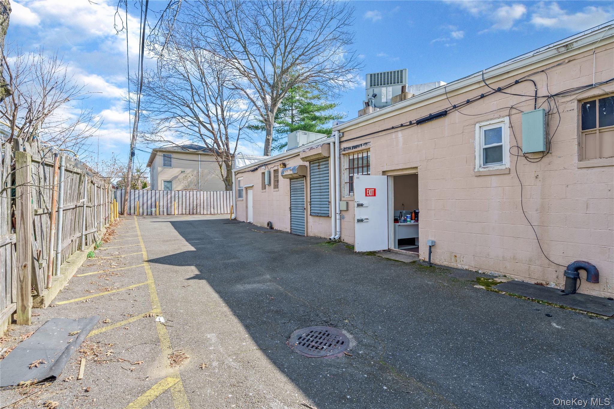 #13 photo, 431 Hempstead Avenue, West Hempstead , NY 11552