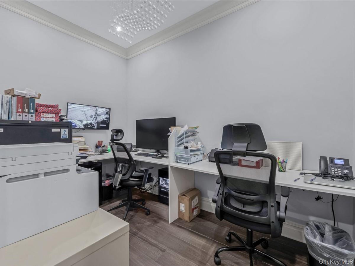 #8 photo, 431 Hempstead Avenue, West Hempstead , NY 11552