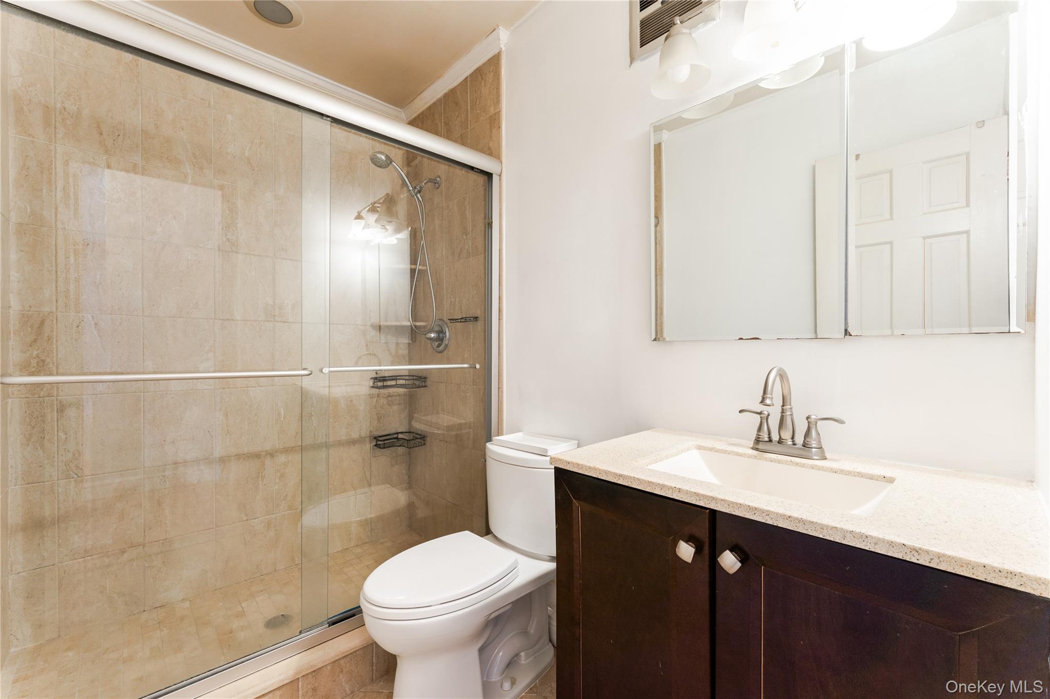 #14 photo, 14 Florence, Freeport , NY 11520