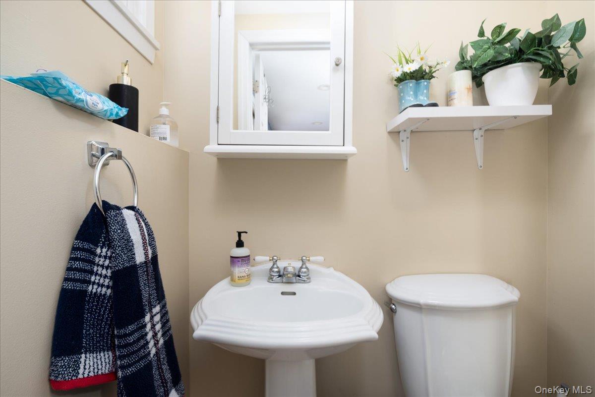 #16 photo, 111 Jerusalem Avenue, Нассау ‖ Massapequa , NY 11758