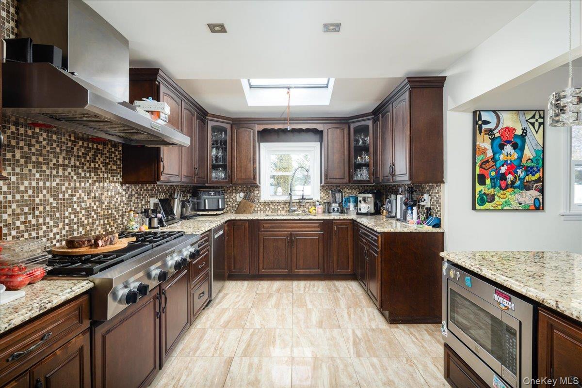 #5 photo, 111 Jerusalem Avenue, Нассау ‖ Massapequa , NY 11758