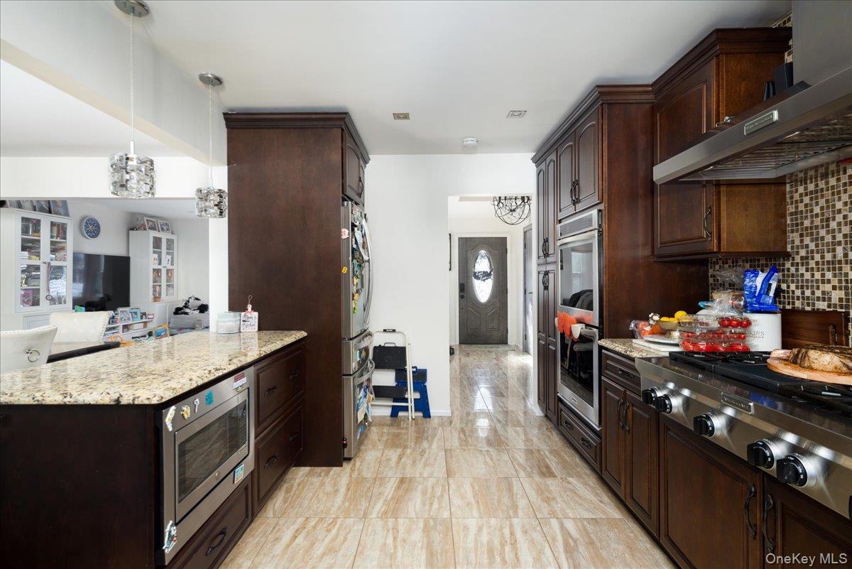 #9 photo, 111 Jerusalem Avenue, Нассау ‖ Massapequa , NY 11758