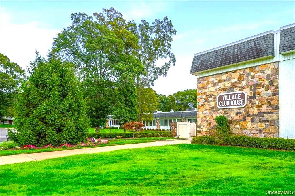 #13 photo, 418 Weymouth Court, Ridge , NY 11961