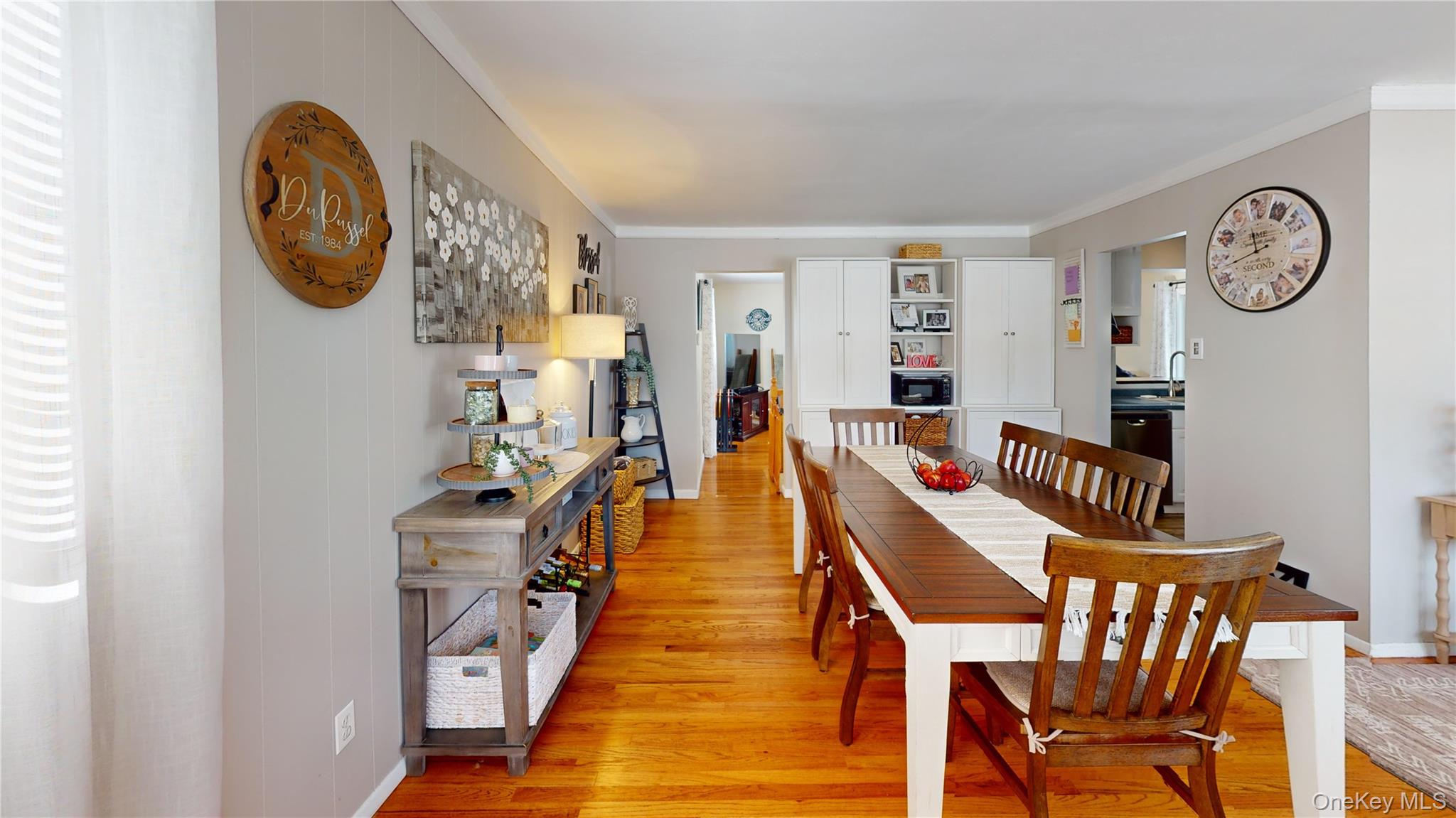 #10 photo, 214 Avenue A, Саффолк ‖ Ronkonkoma , NY 11779