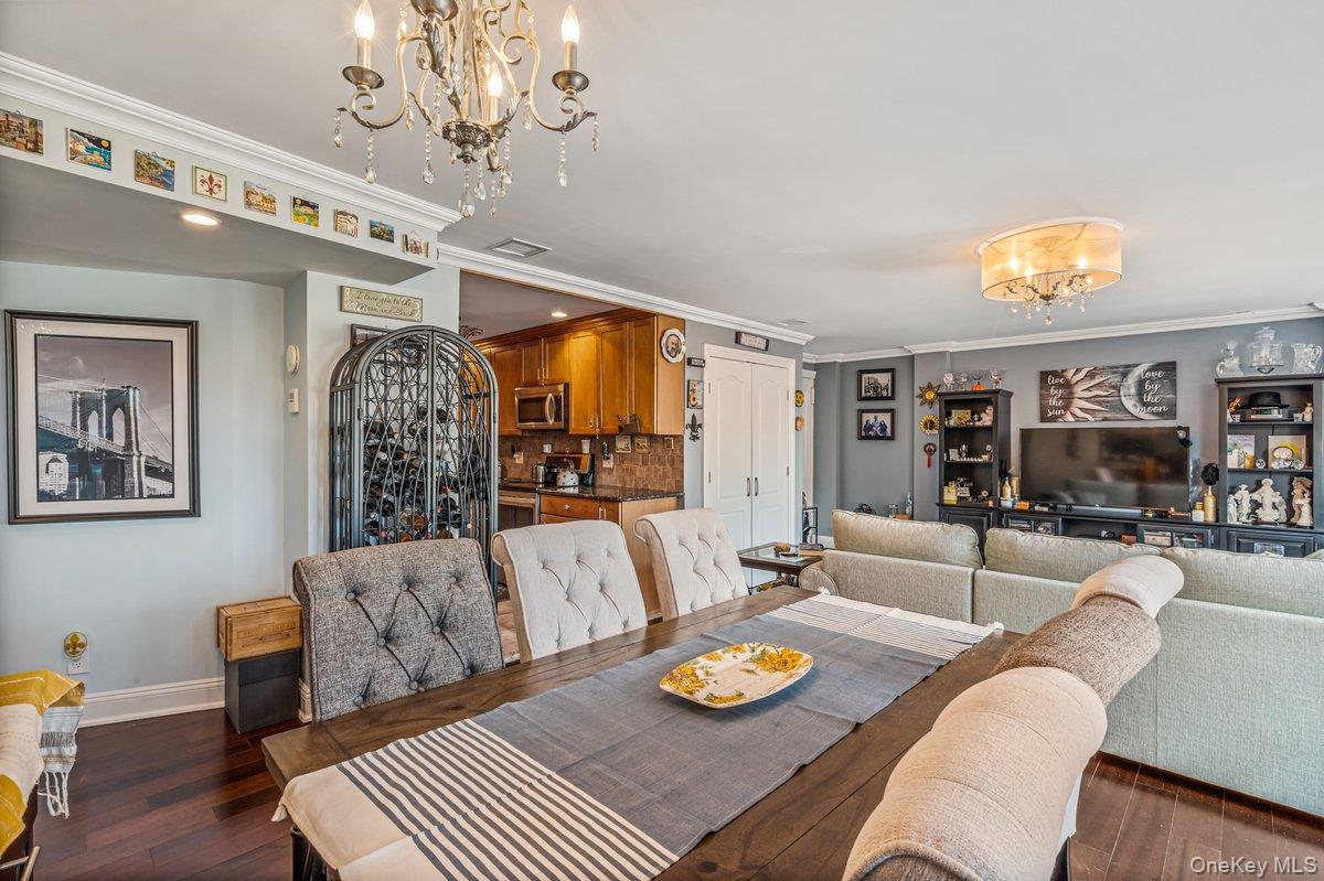 #2 photo, 7-15 162nd Street, קווינס Beechhurst , NY 11357