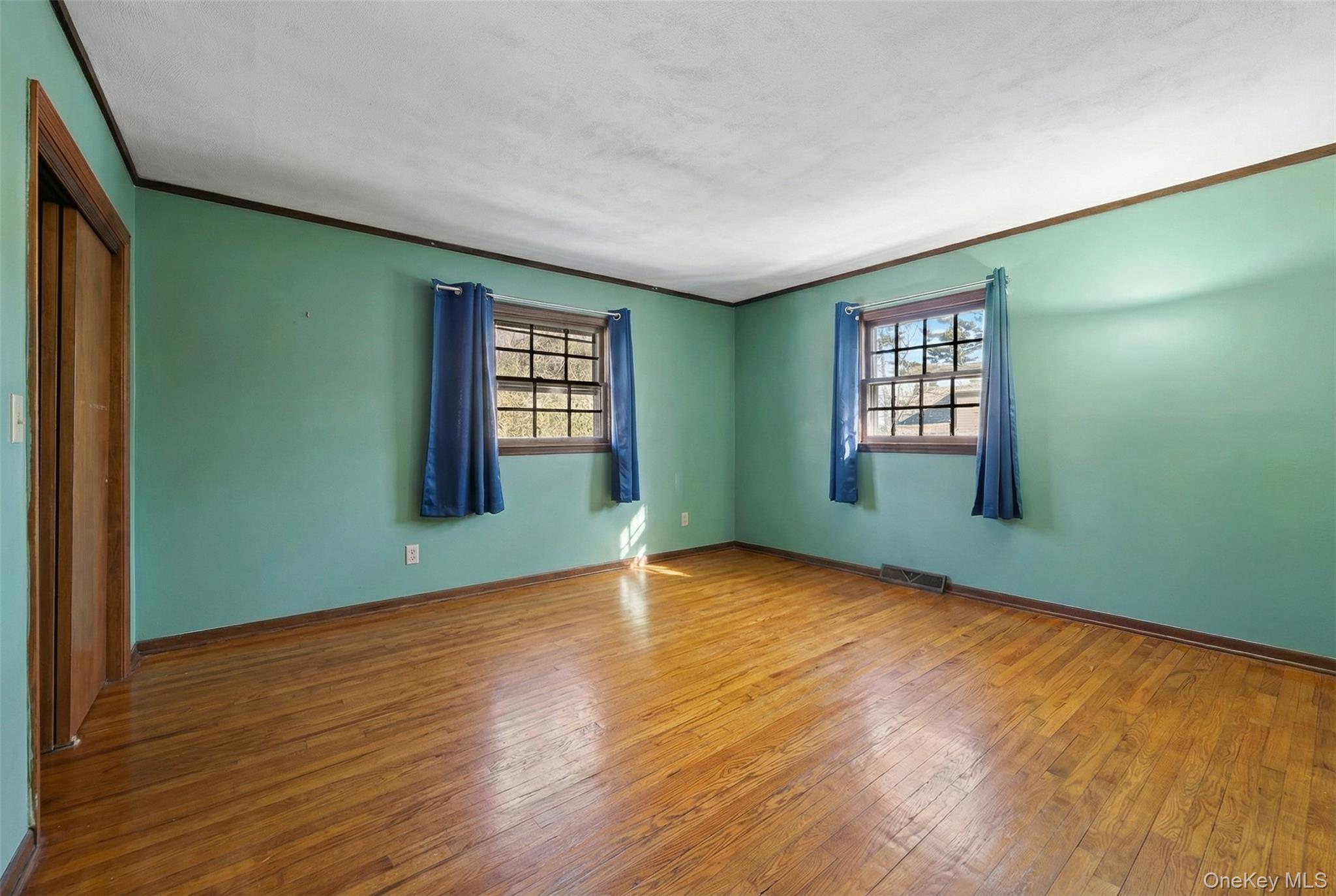 #18 photo, 66 Darling Avenue, Саффолк ‖ Smithtown , NY 11787