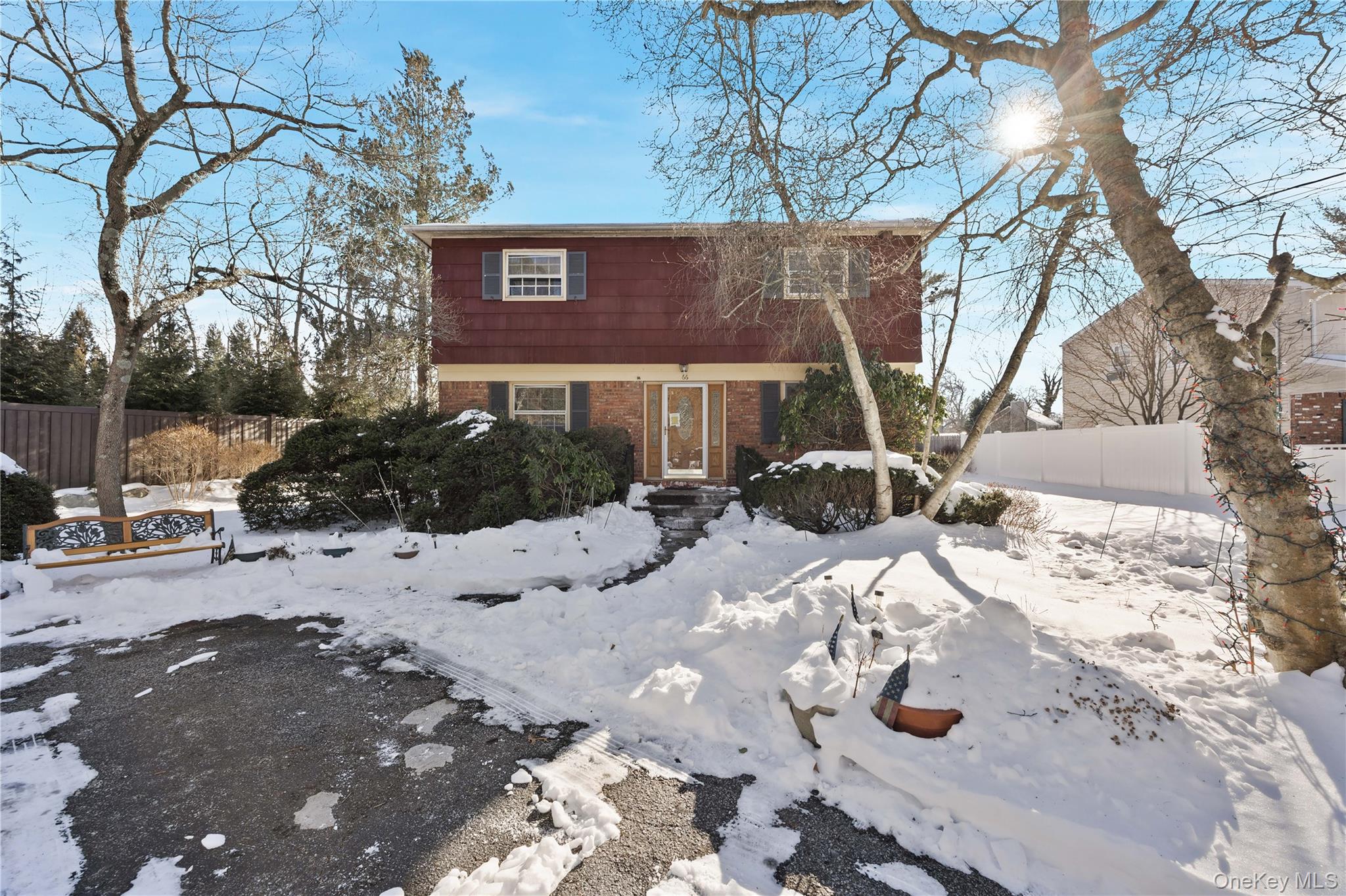 #2 photo, 66 Darling Avenue, Саффолк ‖ Smithtown , NY 11787