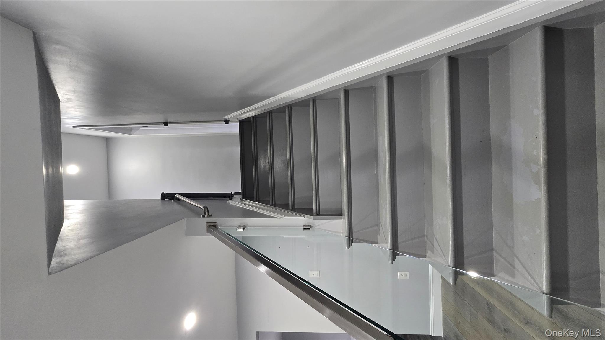 #13 photo, 80-06 209th Street, Hollis Hills , NY 11427