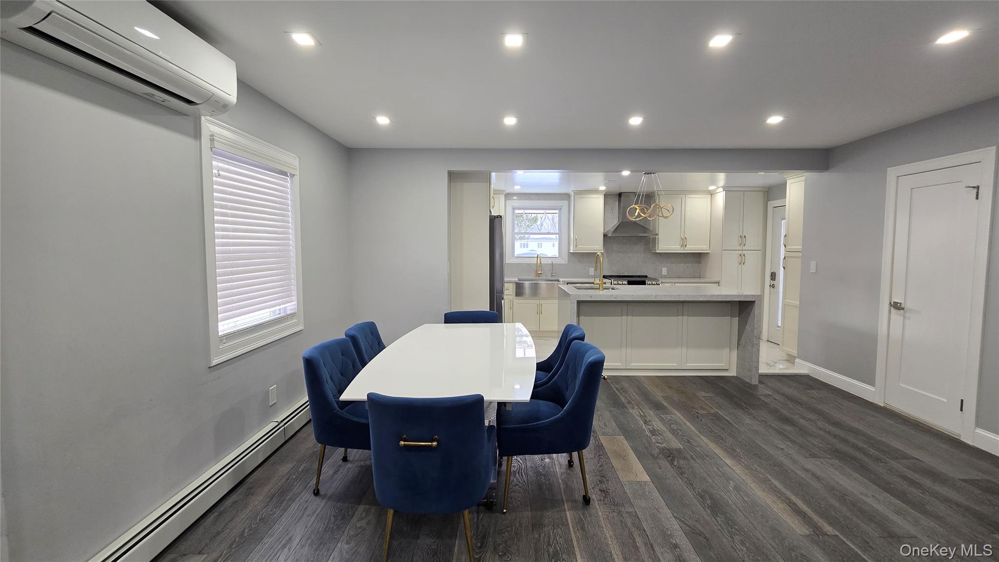 #4 photo, 80-06 209th Street, Hollis Hills , NY 11427