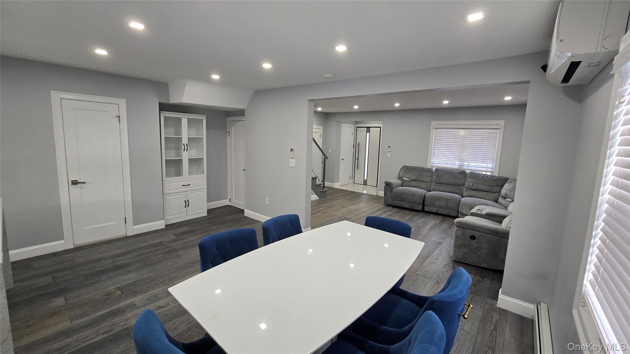 #5 photo, 80-06 209th Street, Hollis Hills , NY 11427